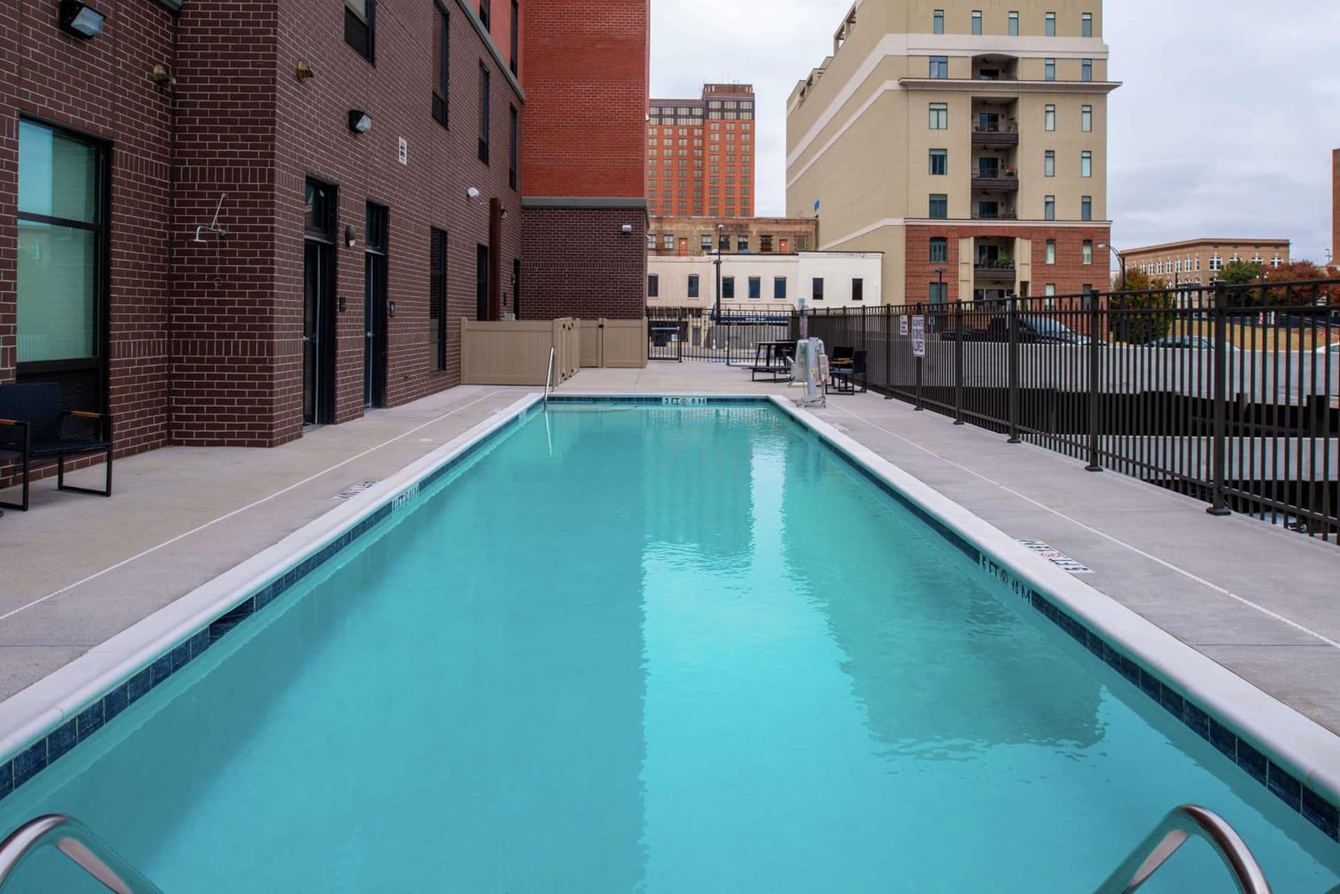 Hampton Inn & Suites Winston-Salem Downtown gallery photo in Winston-Salem, NC — image 48