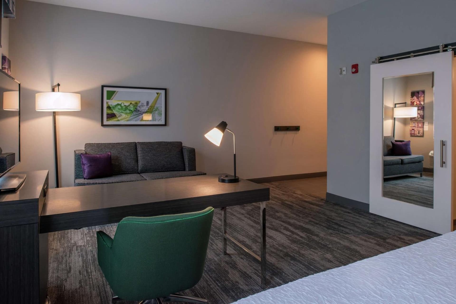 Hampton Inn & Suites Winston-Salem Downtown gallery photo in Winston-Salem, NC — image 30
