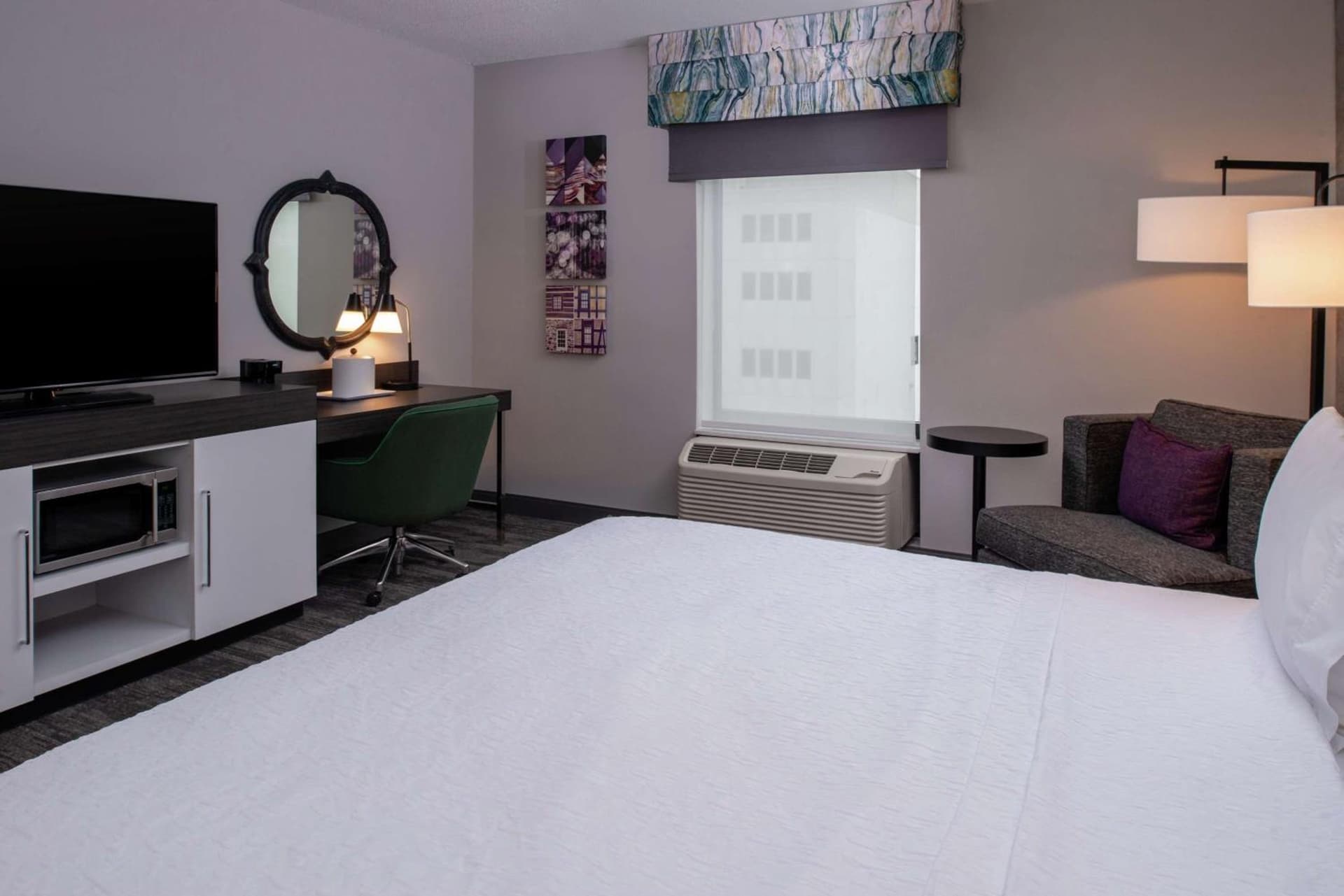 Hampton Inn & Suites Winston-Salem Downtown gallery photo in Winston-Salem, NC — image 9