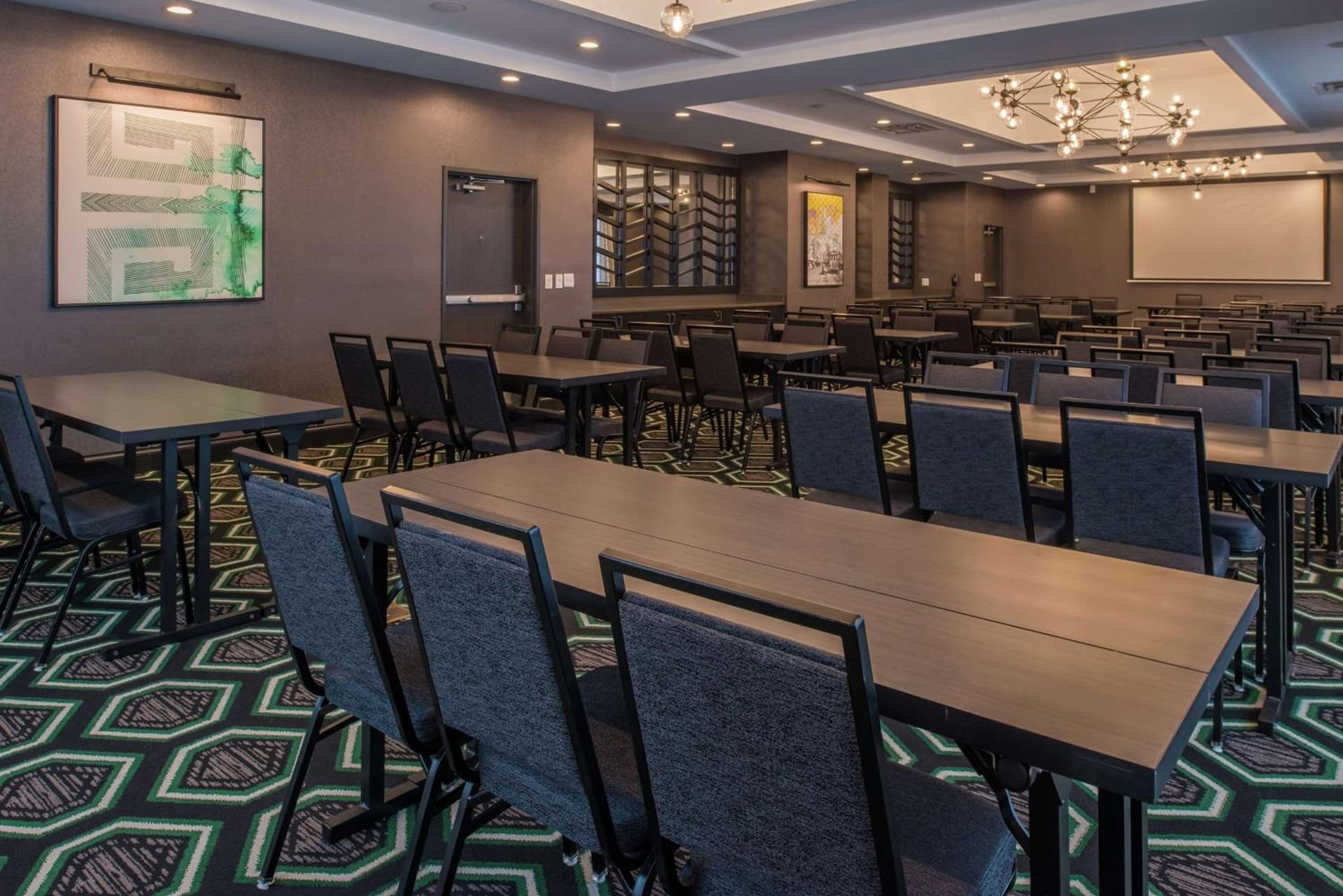 Hampton Inn & Suites Winston-Salem Downtown gallery photo in Winston-Salem, NC — image 35