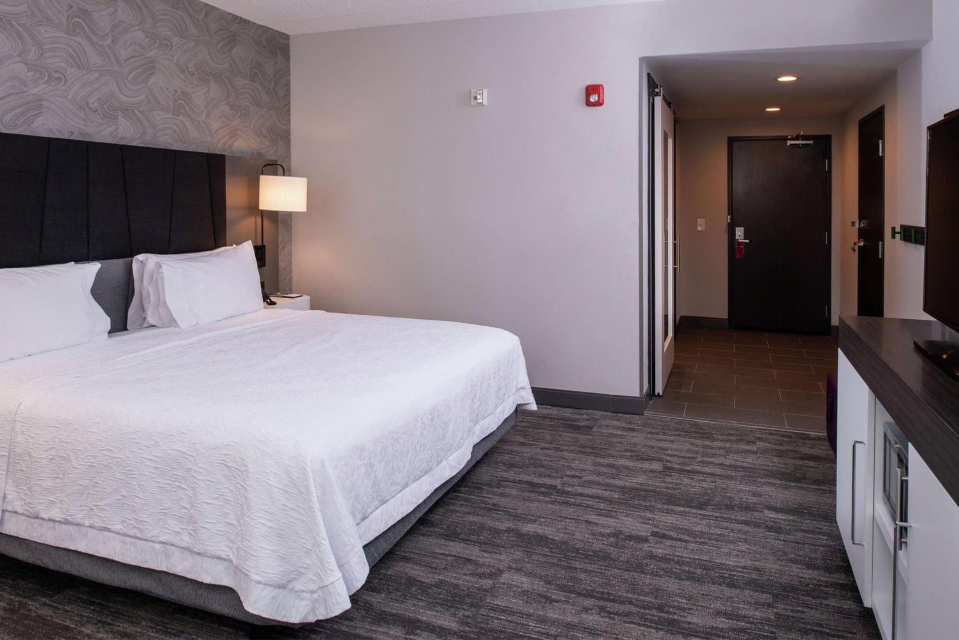 Hampton Inn & Suites Winston-Salem Downtown gallery photo in Winston-Salem, NC — image 43