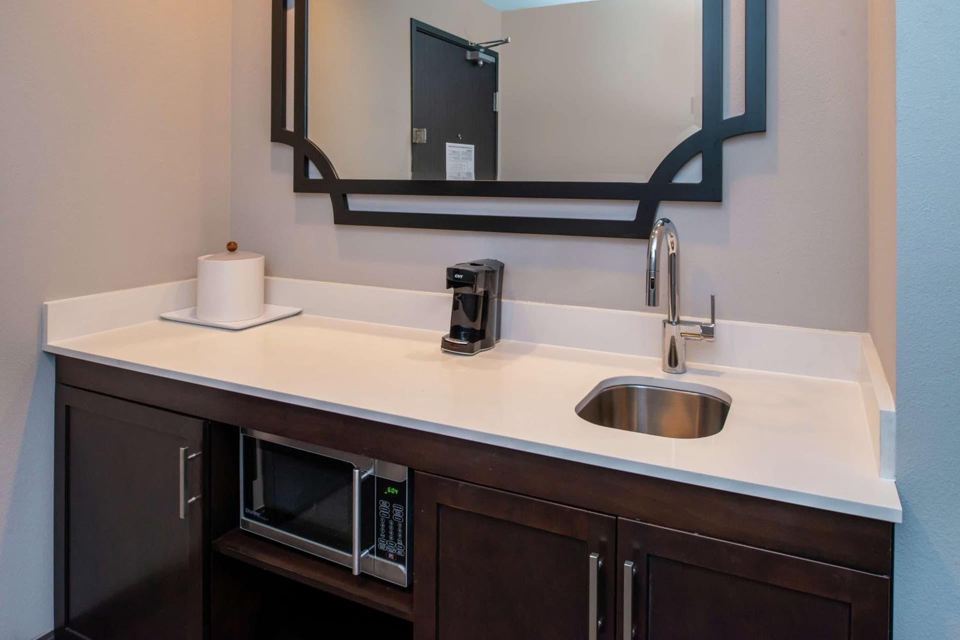 Hampton Inn & Suites Winston-Salem Downtown gallery photo in Winston-Salem, NC — image 16