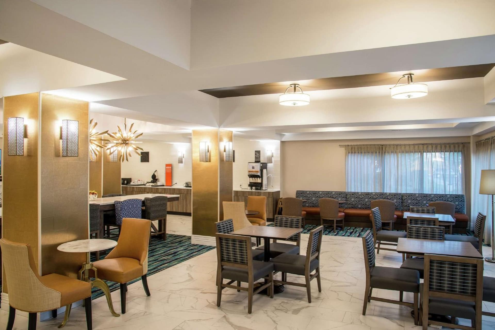 Hampton Inn & Suites Jackson Coliseum gallery photo in Jackson, MS — image 25