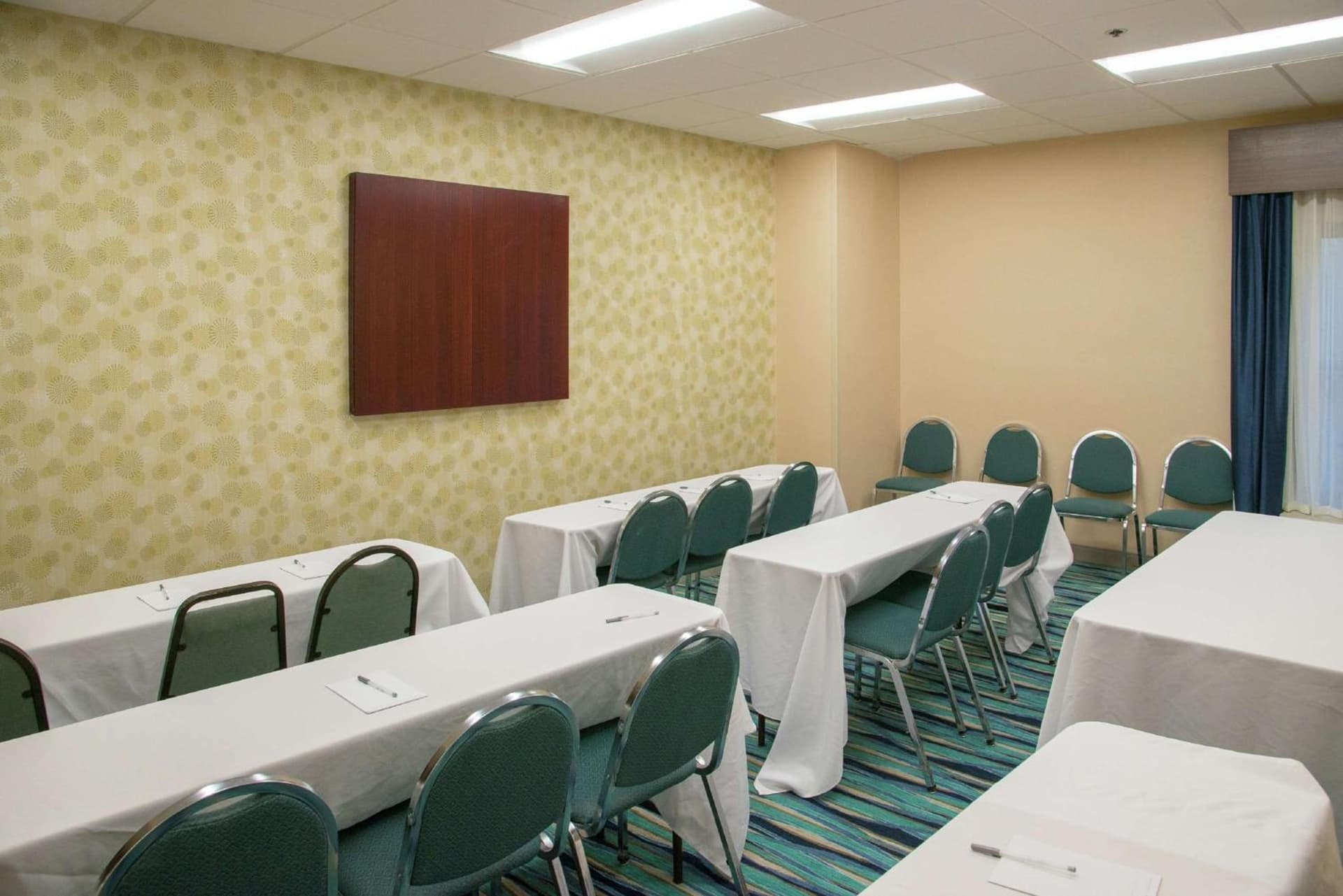 Hampton Inn & Suites Jackson Coliseum gallery photo in Jackson, MS — image 49