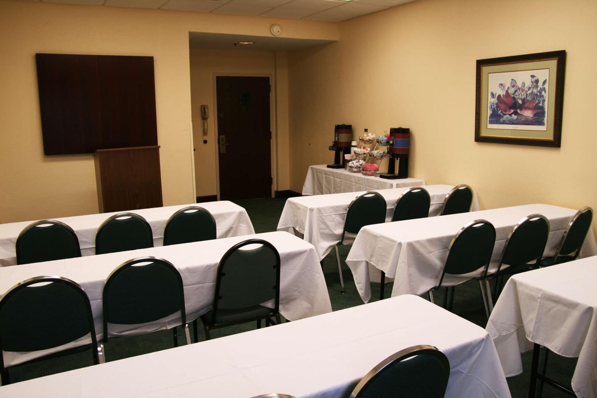 Hampton Inn & Suites Jackson Coliseum gallery photo in Jackson, MS — image 38