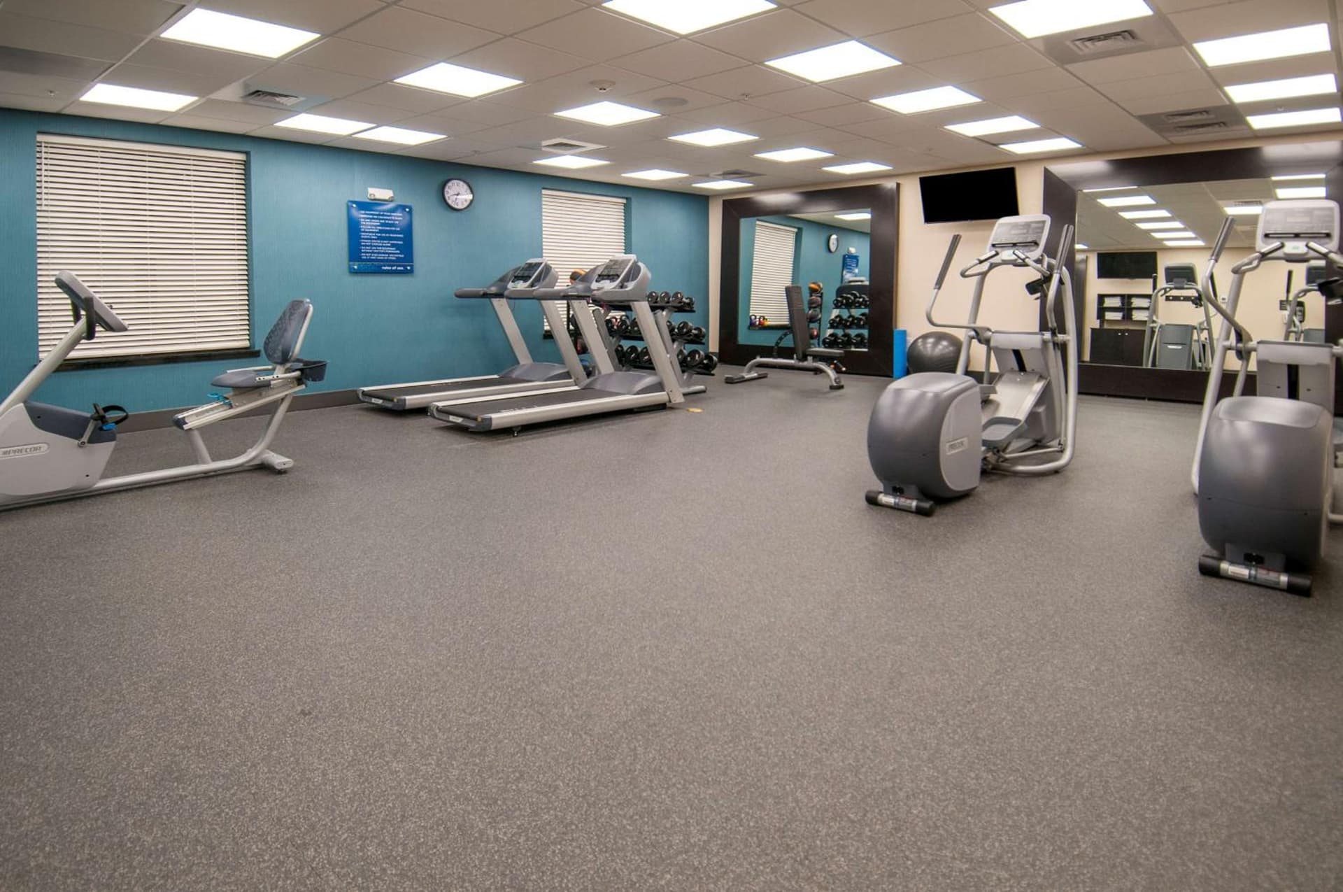 Hampton Inn & Suites Ridgeland gallery photo in Ridgeland, MS — image 38