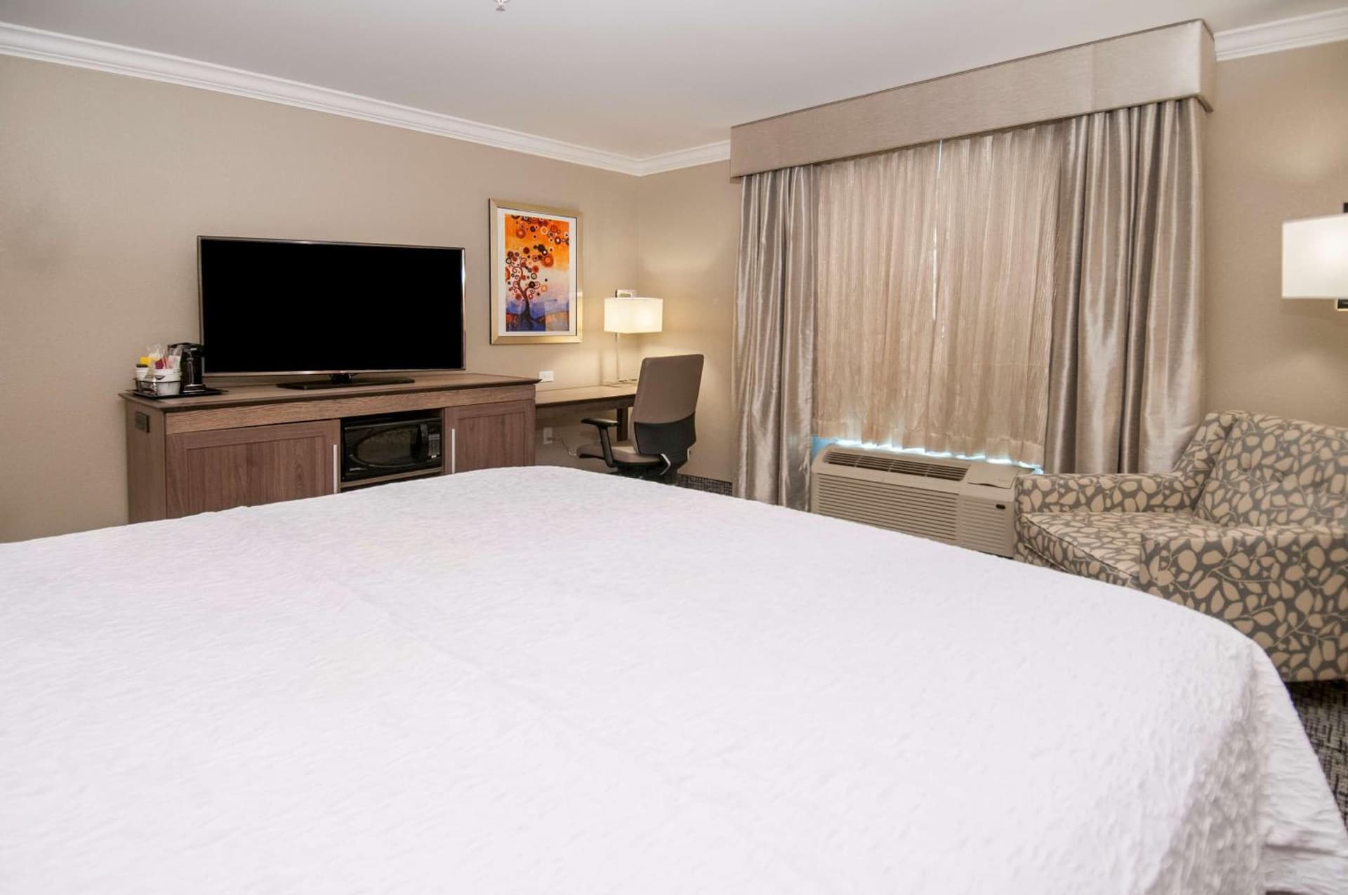 Hampton Inn & Suites Ridgeland gallery photo in Ridgeland, MS — image 61