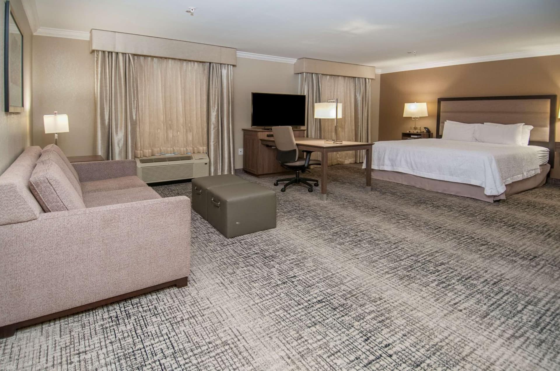 Hampton Inn & Suites Ridgeland gallery photo in Ridgeland, MS — image 52