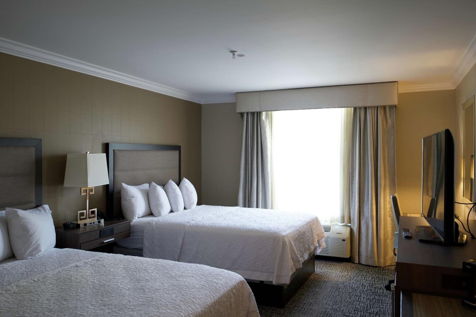 Hampton Inn & Suites Ridgeland gallery photo in Ridgeland, MS — image 60