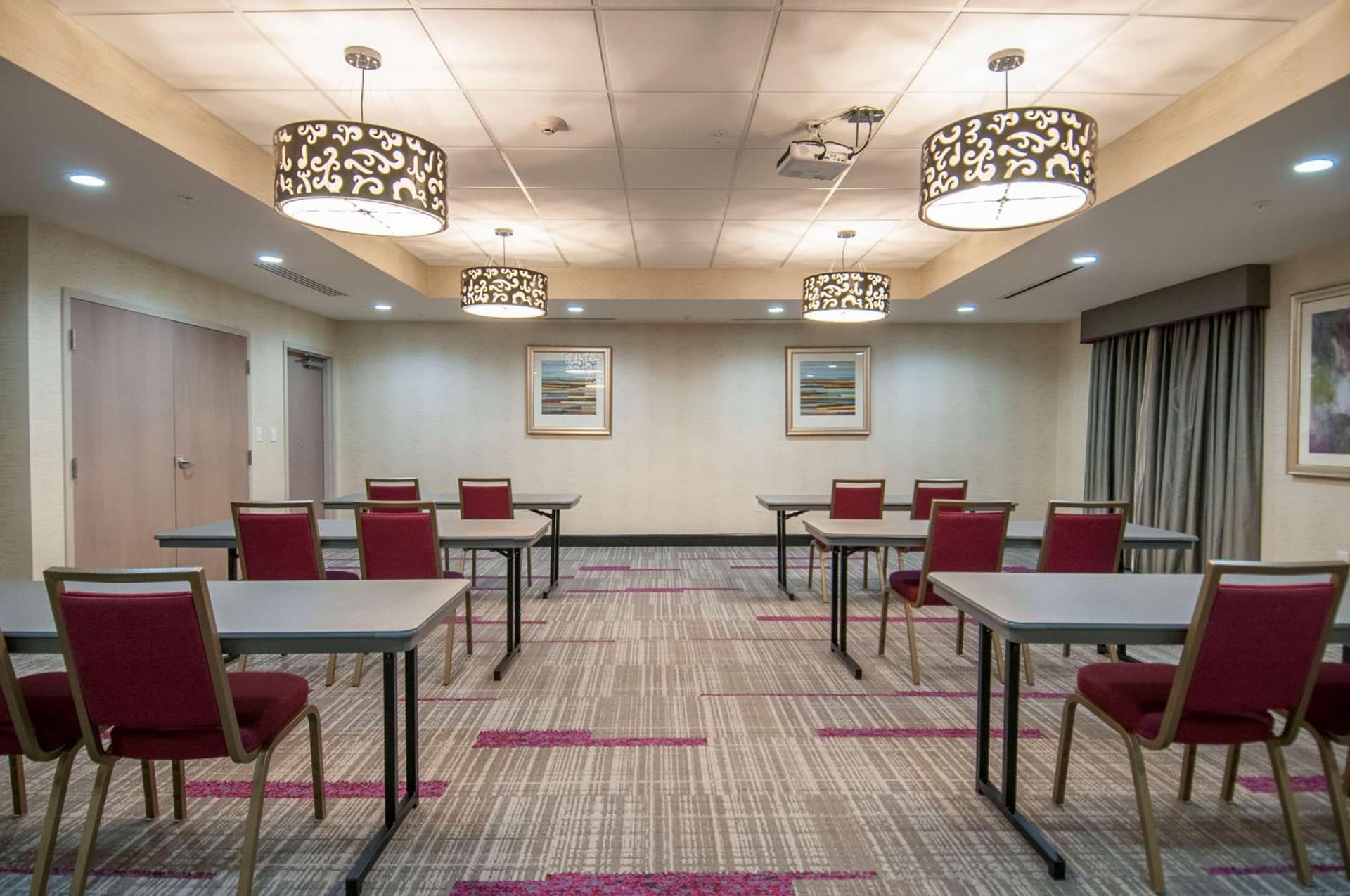 Hampton Inn & Suites Ridgeland gallery photo in Ridgeland, MS — image 32