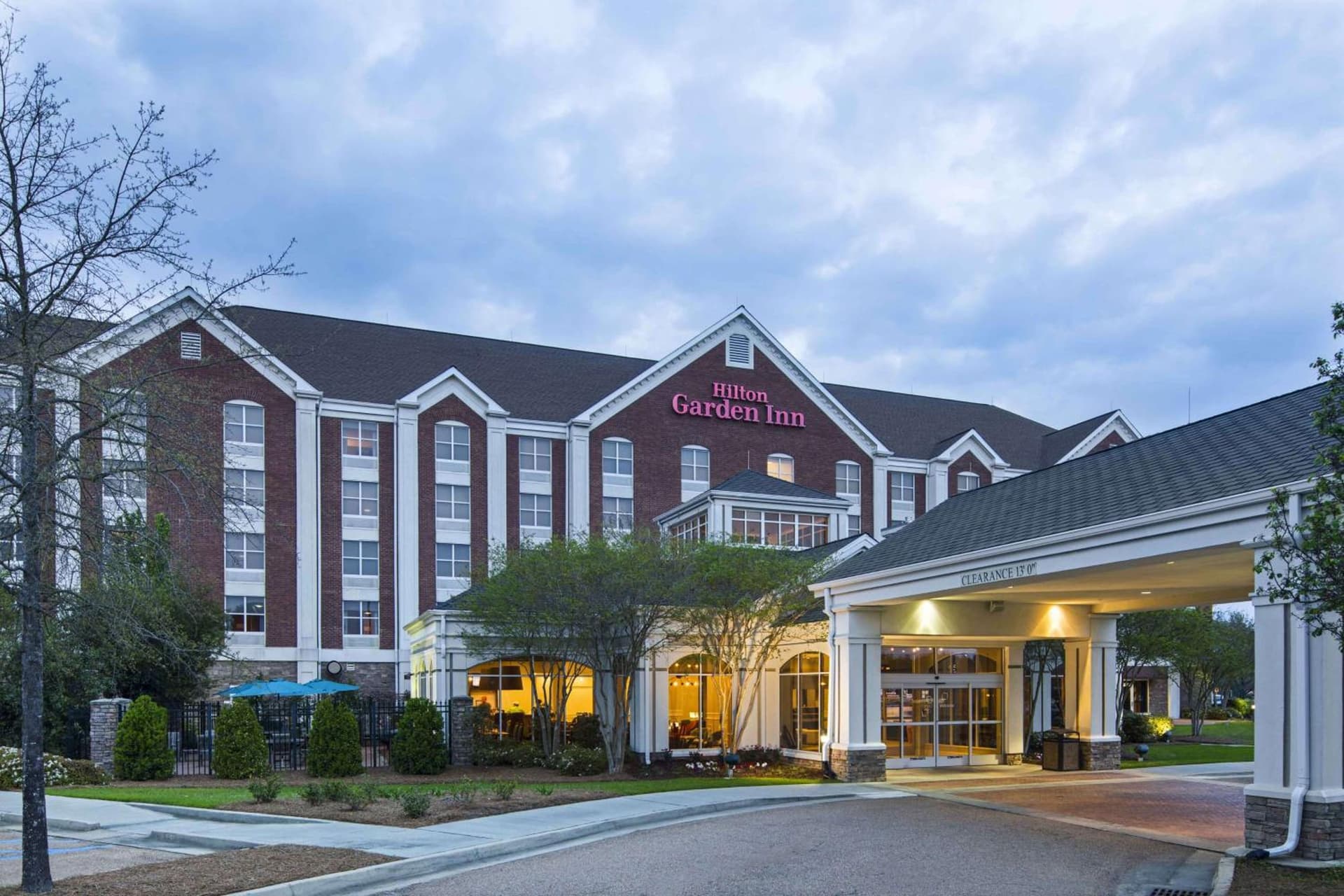 Hilton Garden Inn Jackson-Madison interior in Madison, MS — gallery photo 2