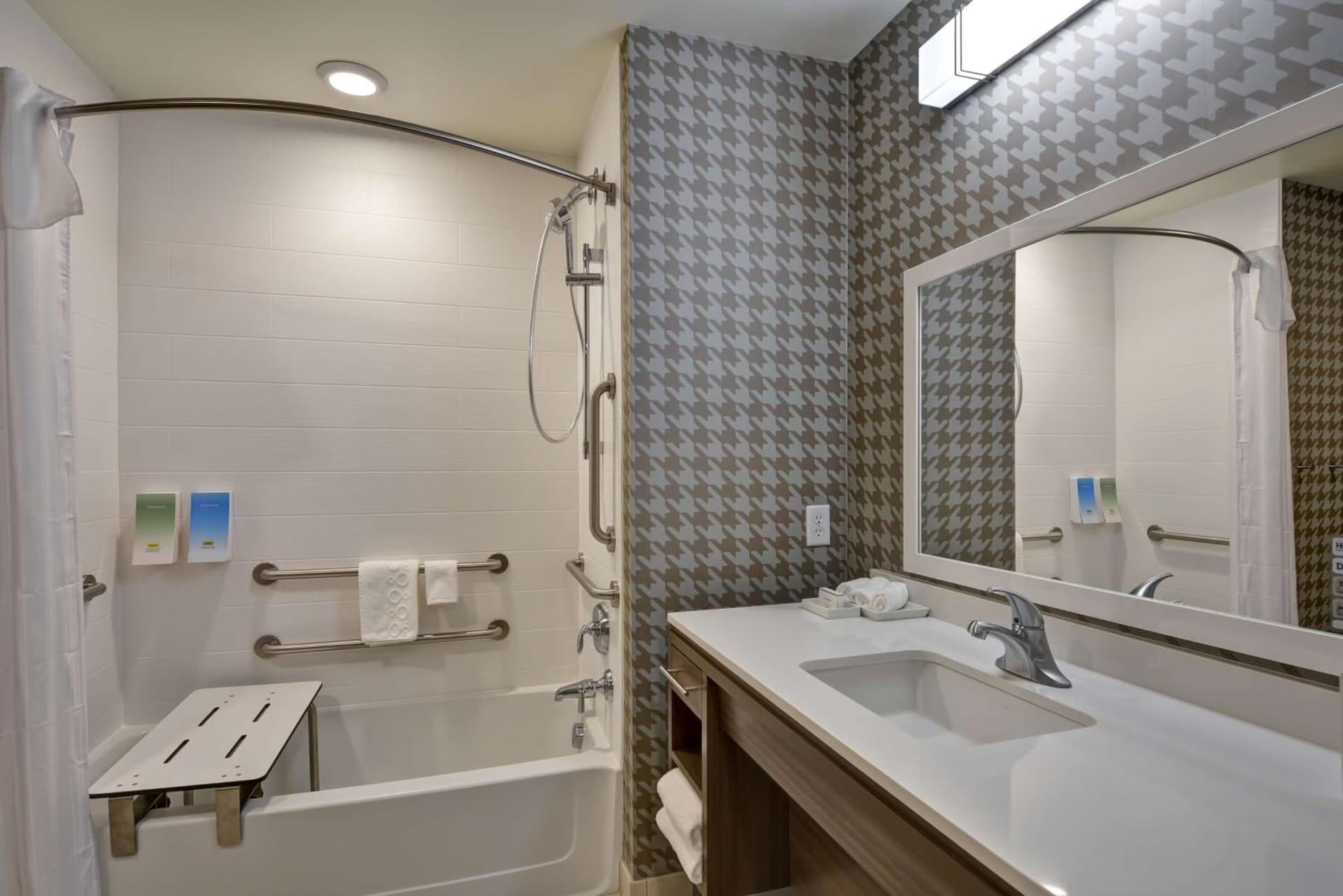 Home2 Suites By Hilton Lafayette gallery photo in Lafayette, IN — image 8