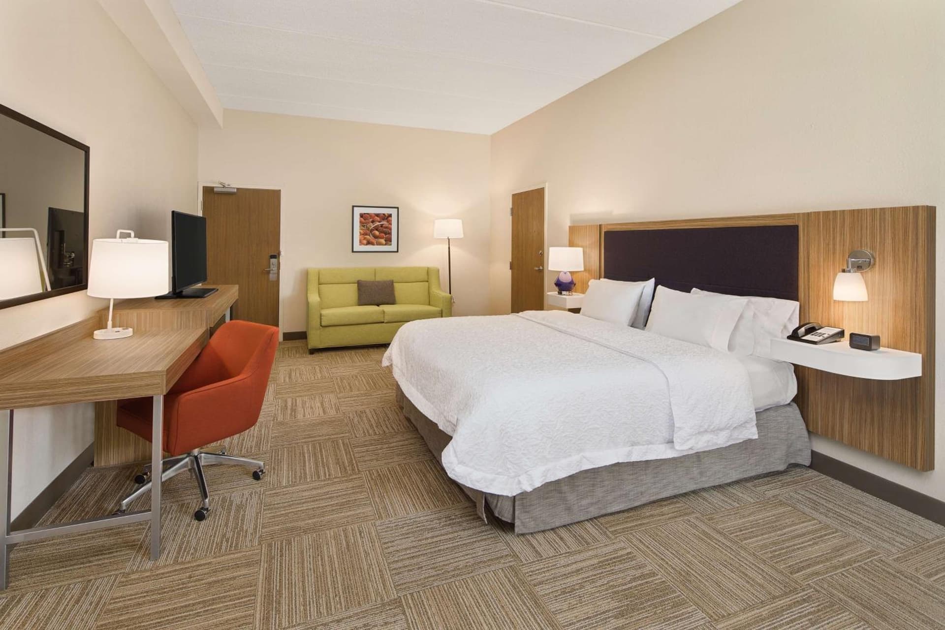 Hampton Inn Lagrange near Callaway Gardens interior in LaGrange, GA — gallery photo 2