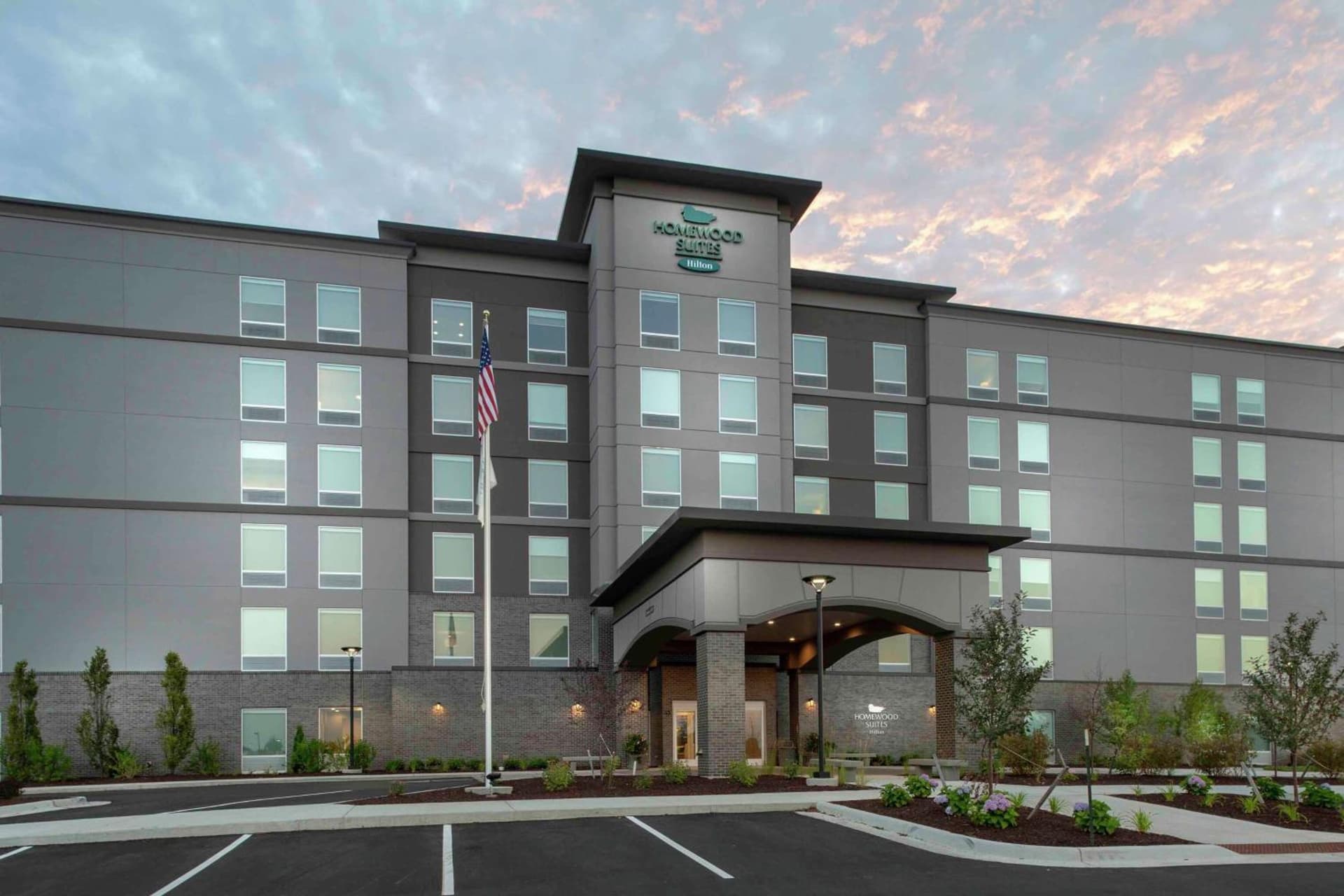 Homewood Suites By Hilton Lansing Eastwood featured exterior or lobby in Lansing, MI — similar hotel