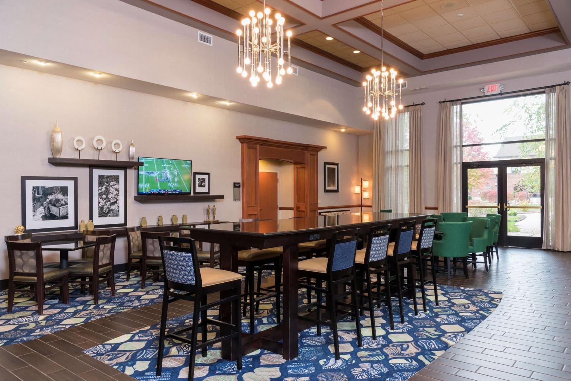 Hampton Inn & Suites East Lansing gallery photo in Okemos, MI — image 32
