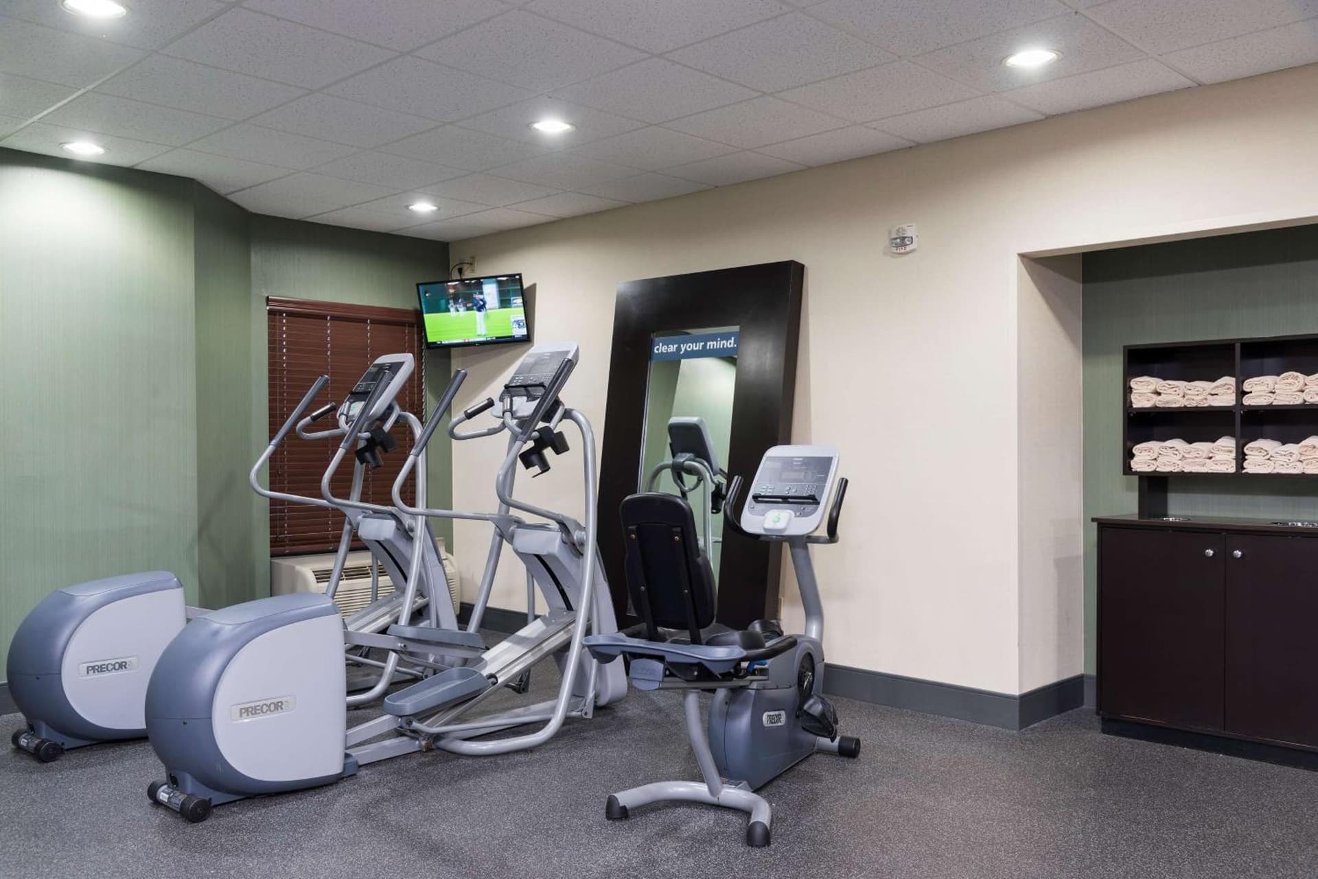 Hampton Inn & Suites East Lansing gallery photo in Okemos, MI — image 4