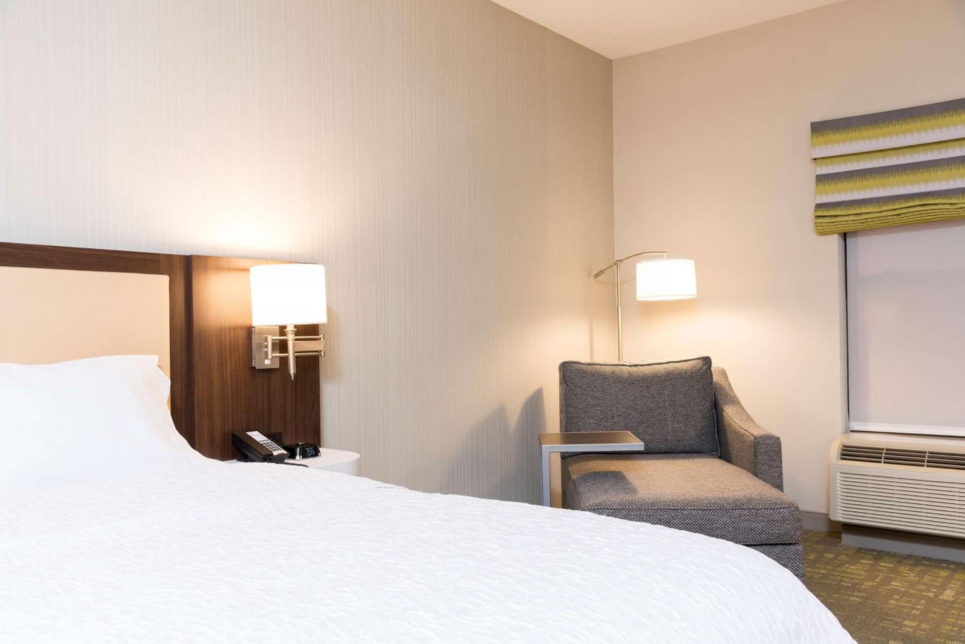 Hampton Inn & Suites East Lansing gallery photo in Okemos, MI — image 13