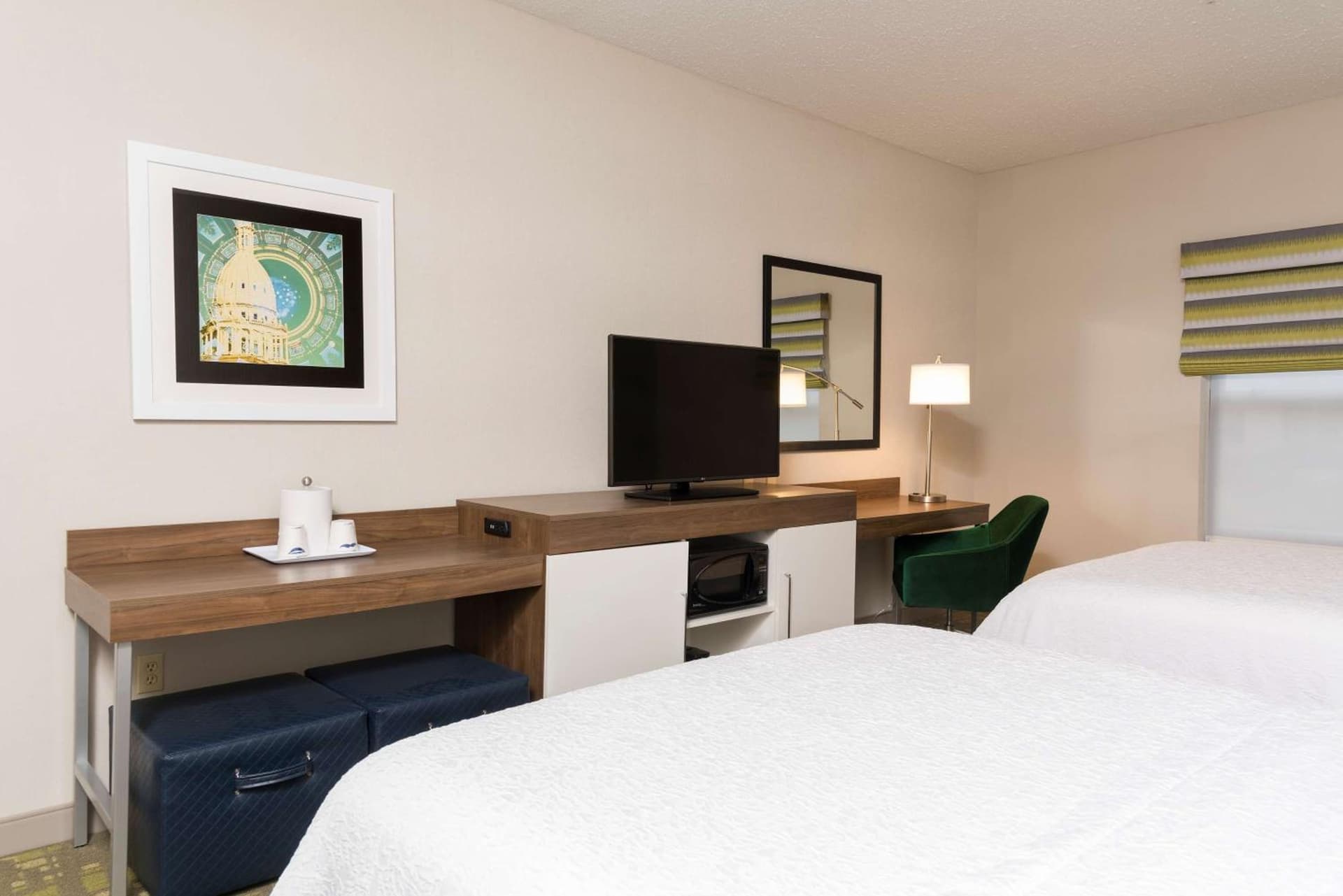 Hampton Inn & Suites East Lansing gallery photo in Okemos, MI — image 30