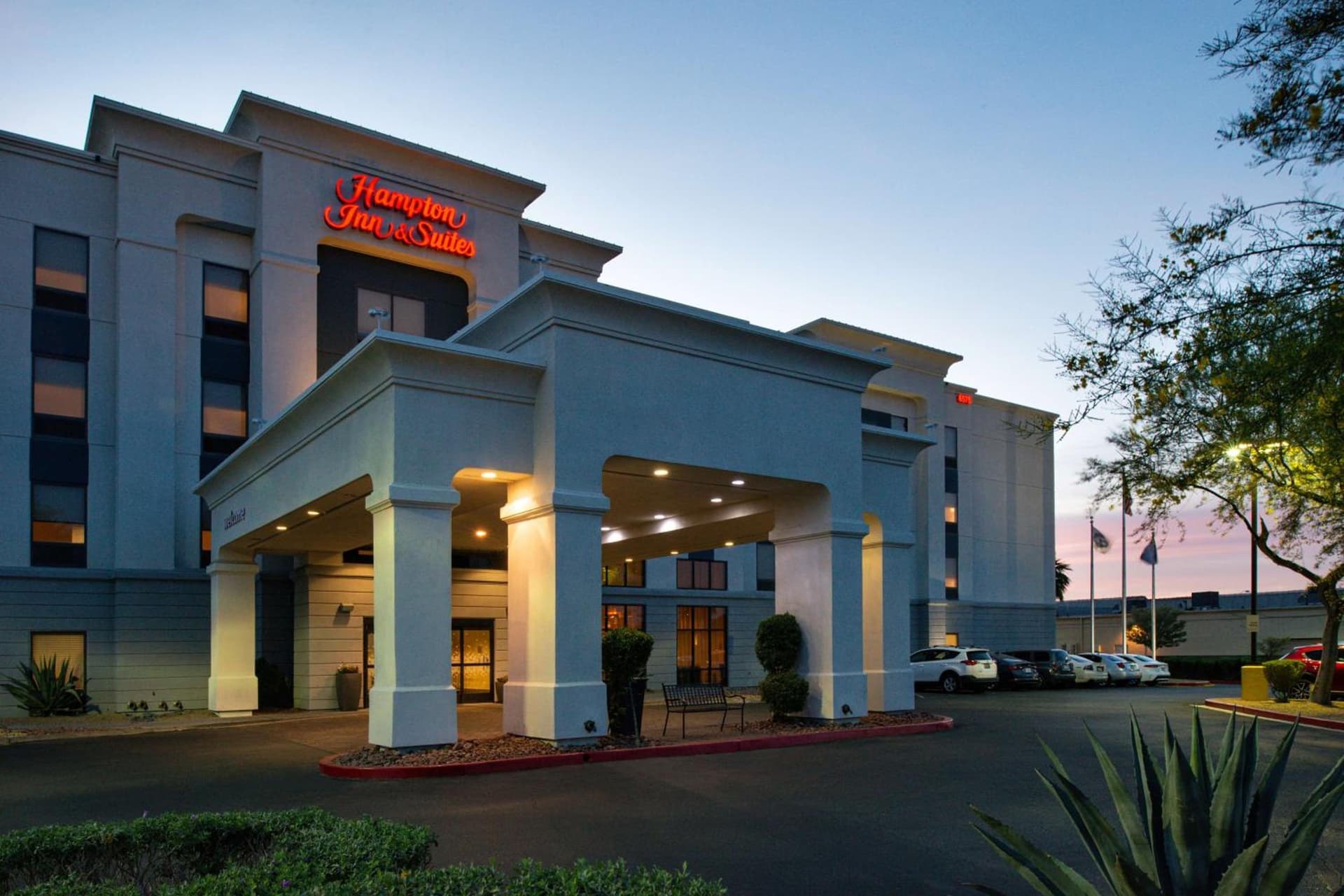 Hampton Inn & Suites Las Vegas Airport interior in Las Vegas, NV — gallery photo 2