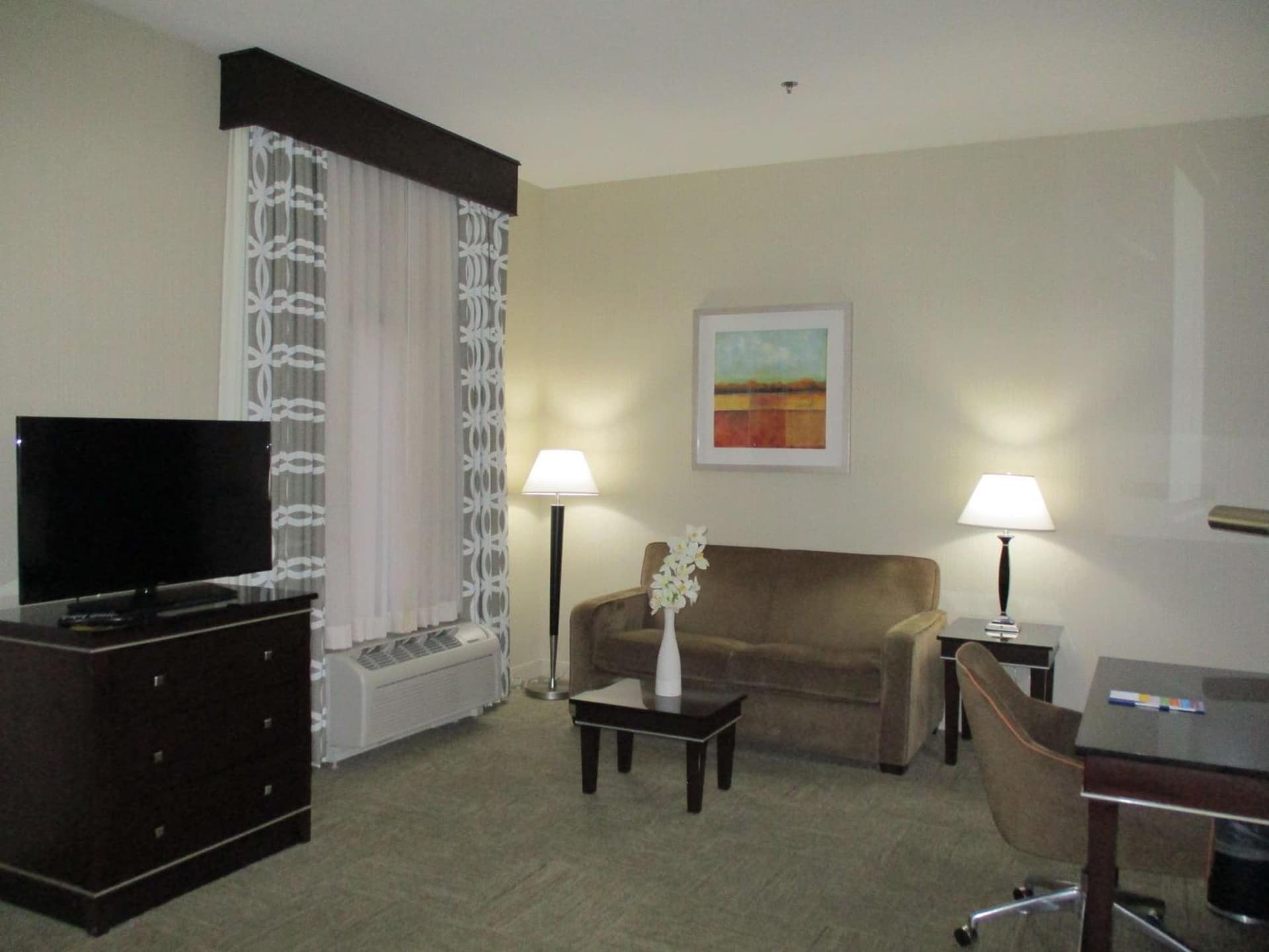 Hampton Inn & Suites Las Vegas South interior in Las Vegas, NV — gallery photo 2