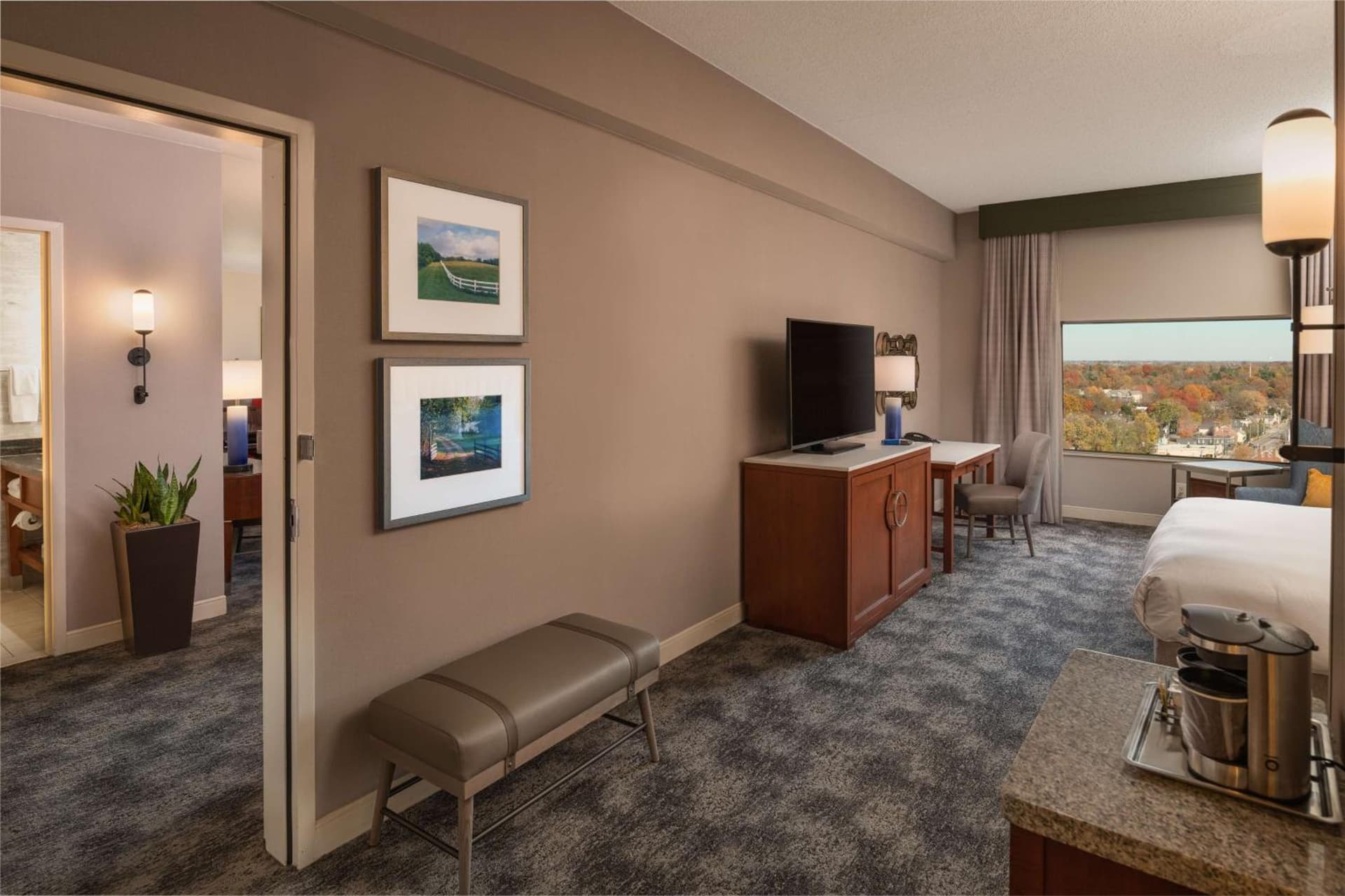 Hilton Lexington Downtown interior in Lexington, KY — gallery photo 2