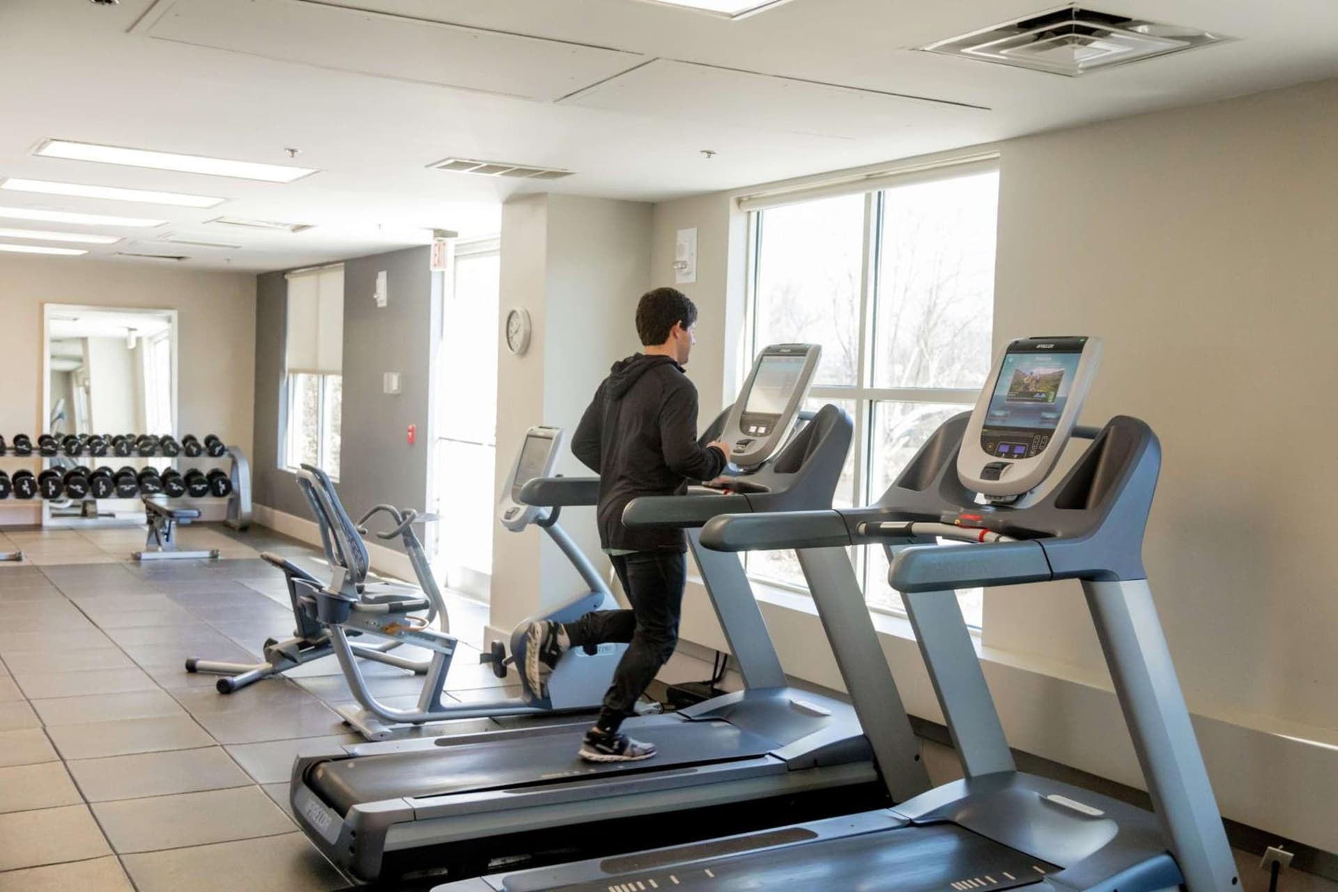 Embassy Suites by Hilton Lexington Green gallery photo in Lexington, KY — image 9