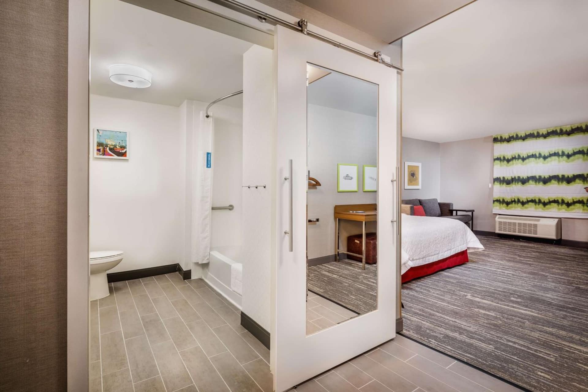 Hampton Inn By Hilton Paramus gallery photo in Paramus, NJ — image 36