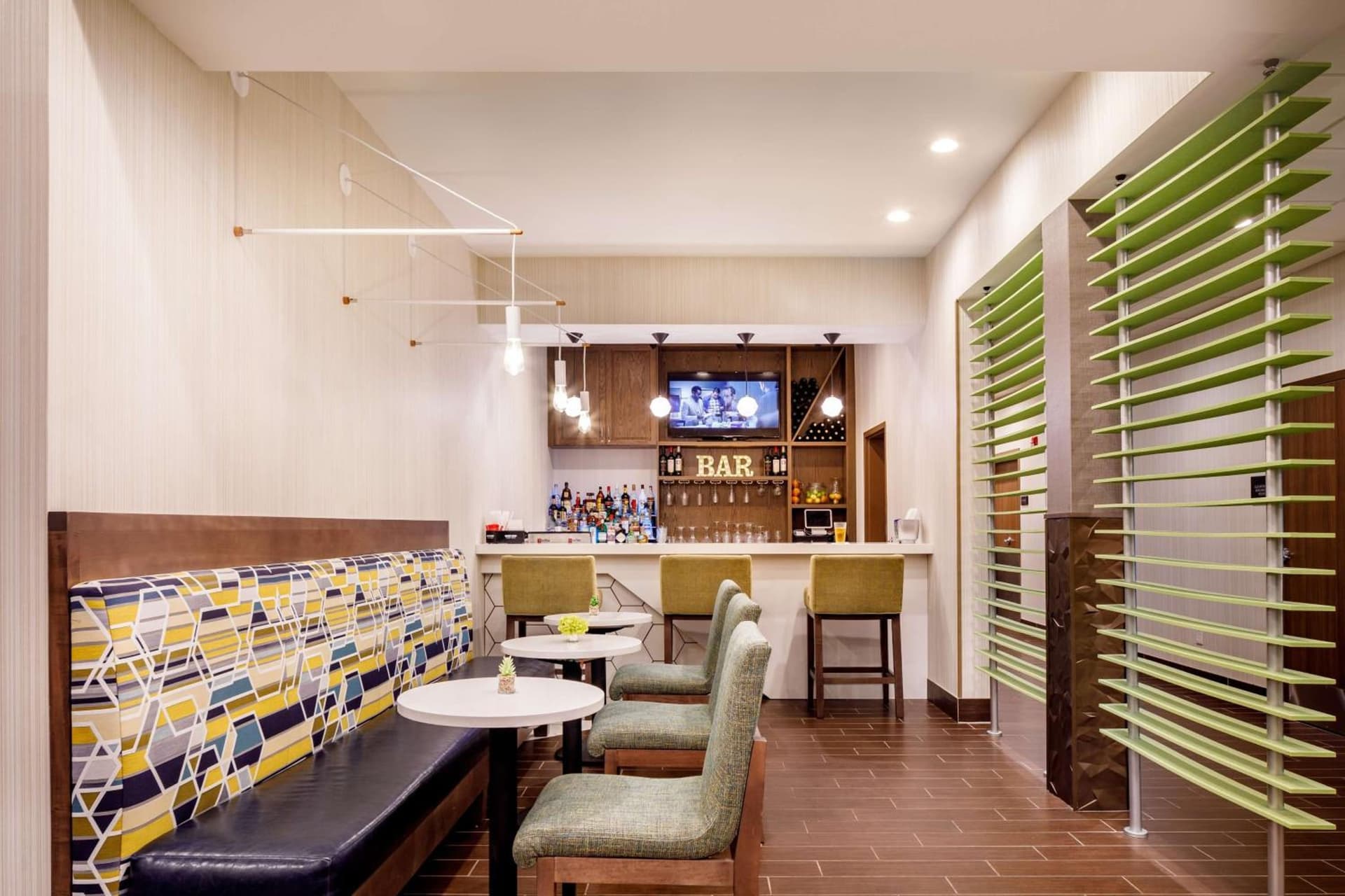 Hampton Inn By Hilton Paramus gallery photo in Paramus, NJ — image 26