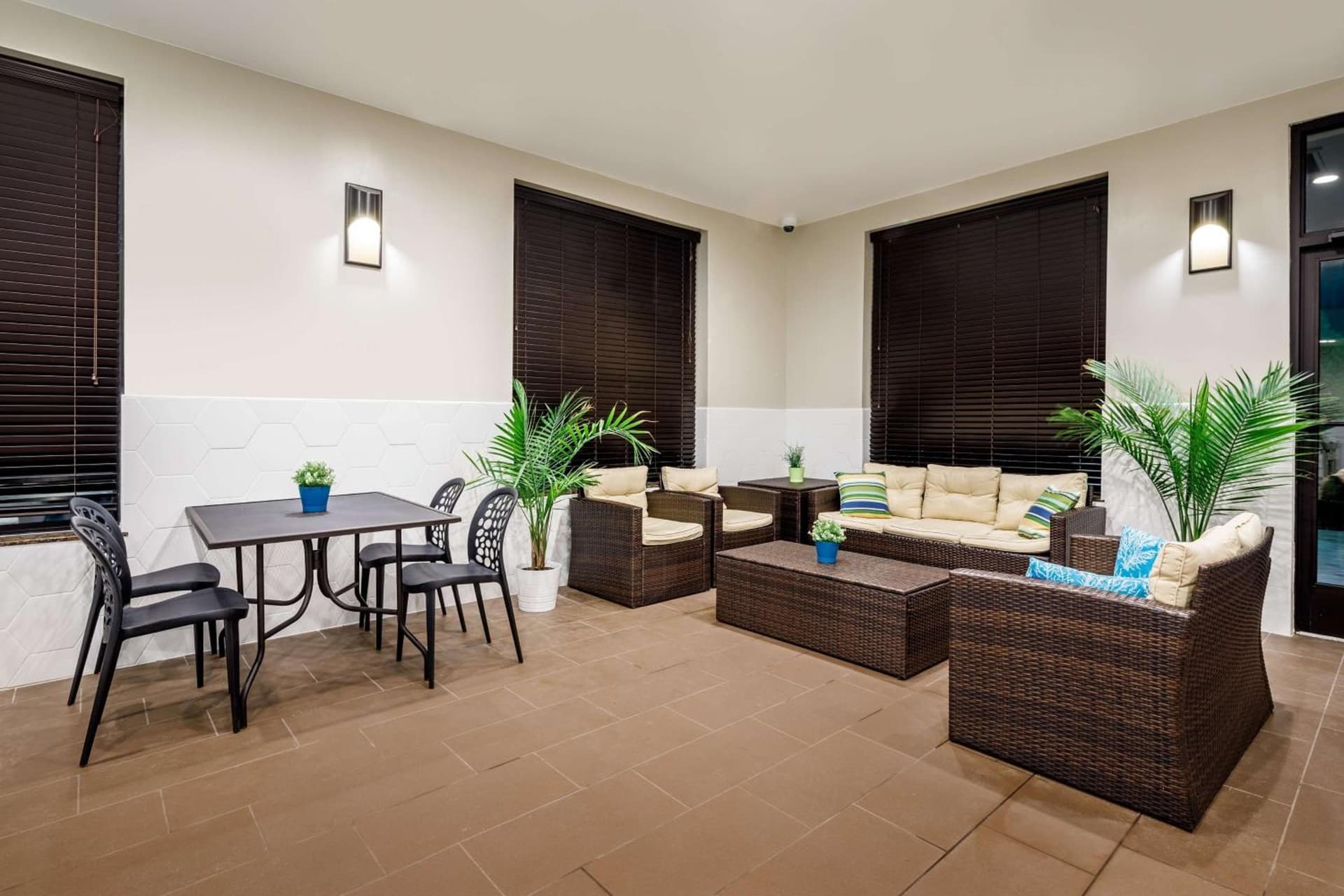 Hampton Inn By Hilton Paramus gallery photo in Paramus, NJ — image 7