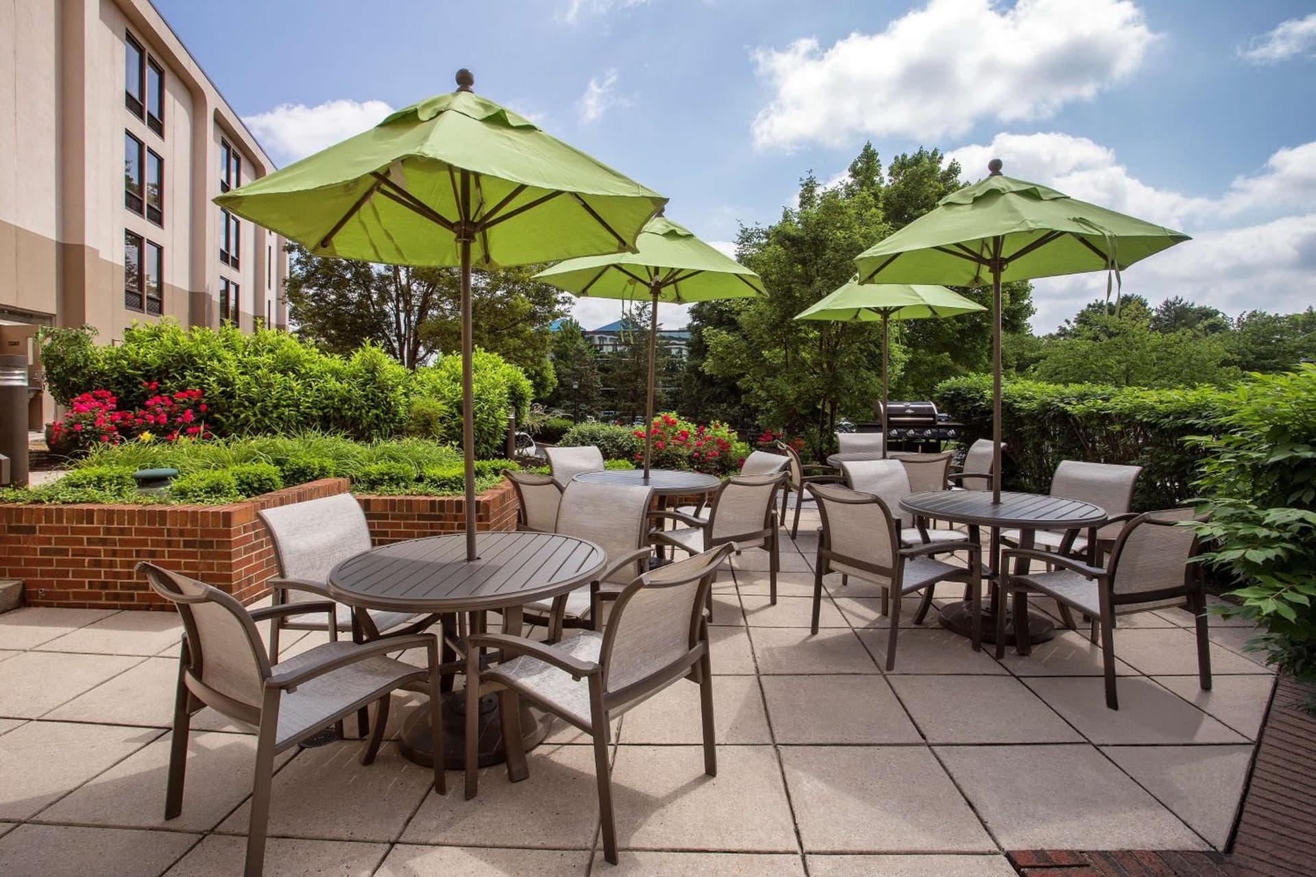 Hampton Inn Lancaster property views in Lancaster, PA — gallery photo 3