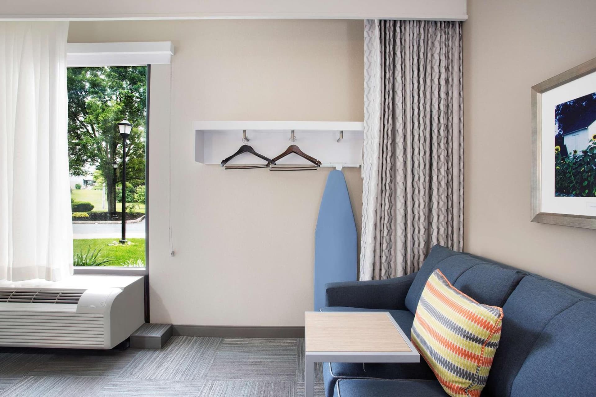 Hampton Inn Lancaster gallery photo in Lancaster, PA — image 8