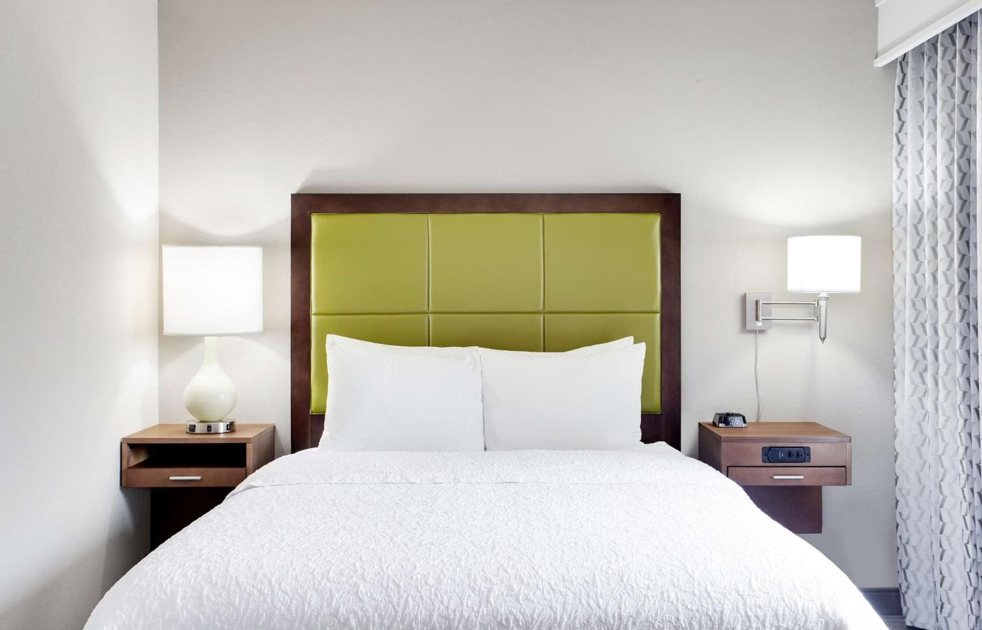 Hampton Inn Lancaster gallery photo in Lancaster, PA — image 32