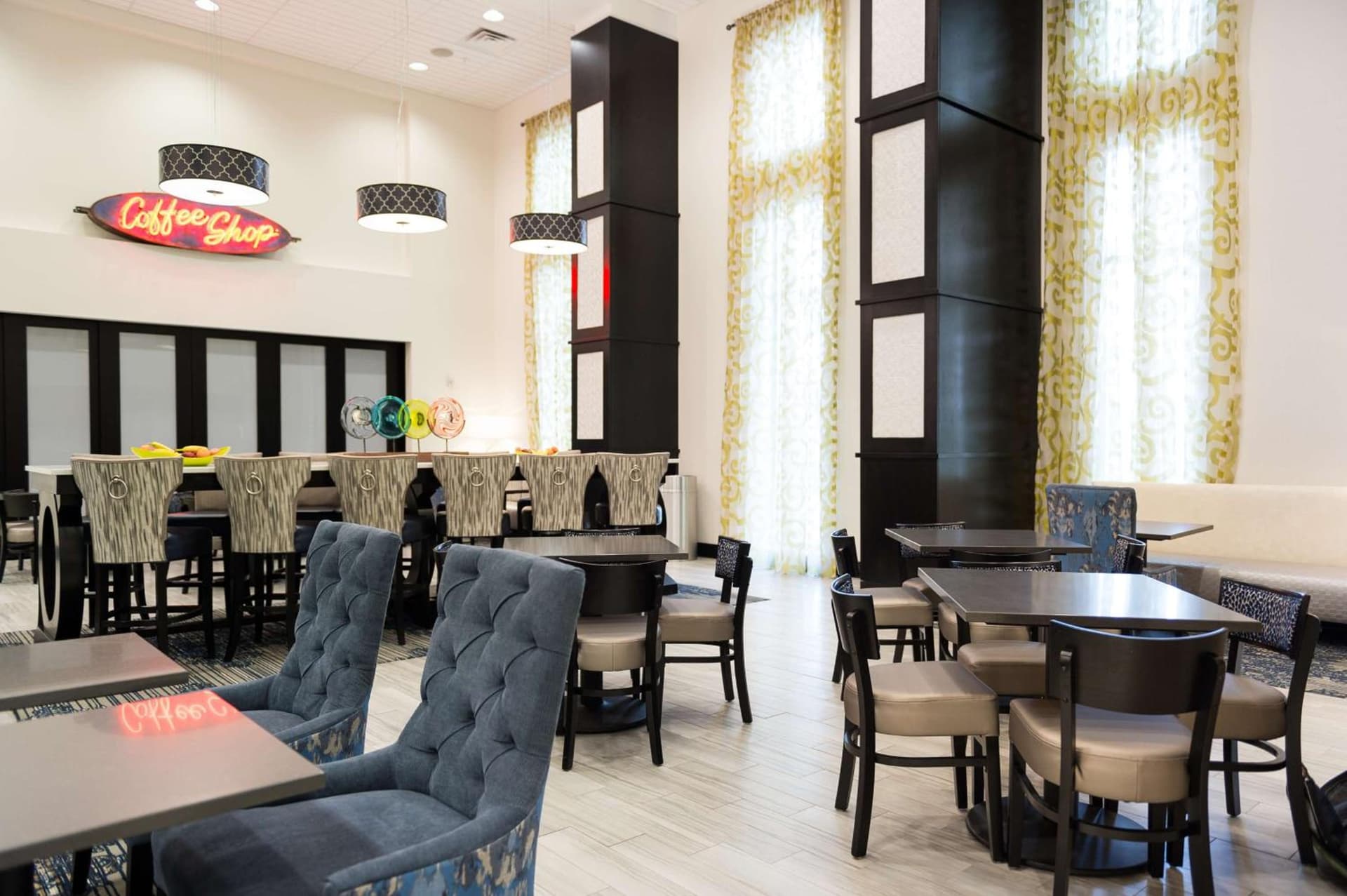 Hampton Inn and Suites La Crosse Downtown gallery photo in La Crosse, WI — image 39