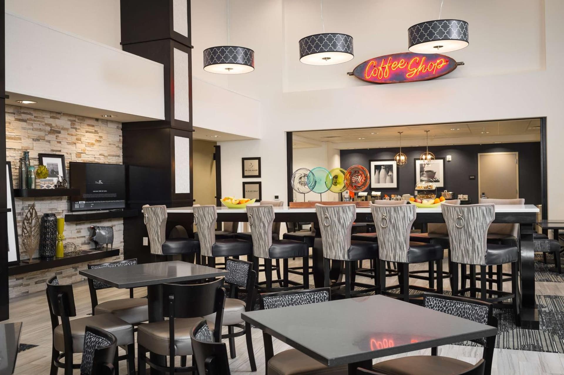 Hampton Inn and Suites La Crosse Downtown gallery photo in La Crosse, WI — image 33