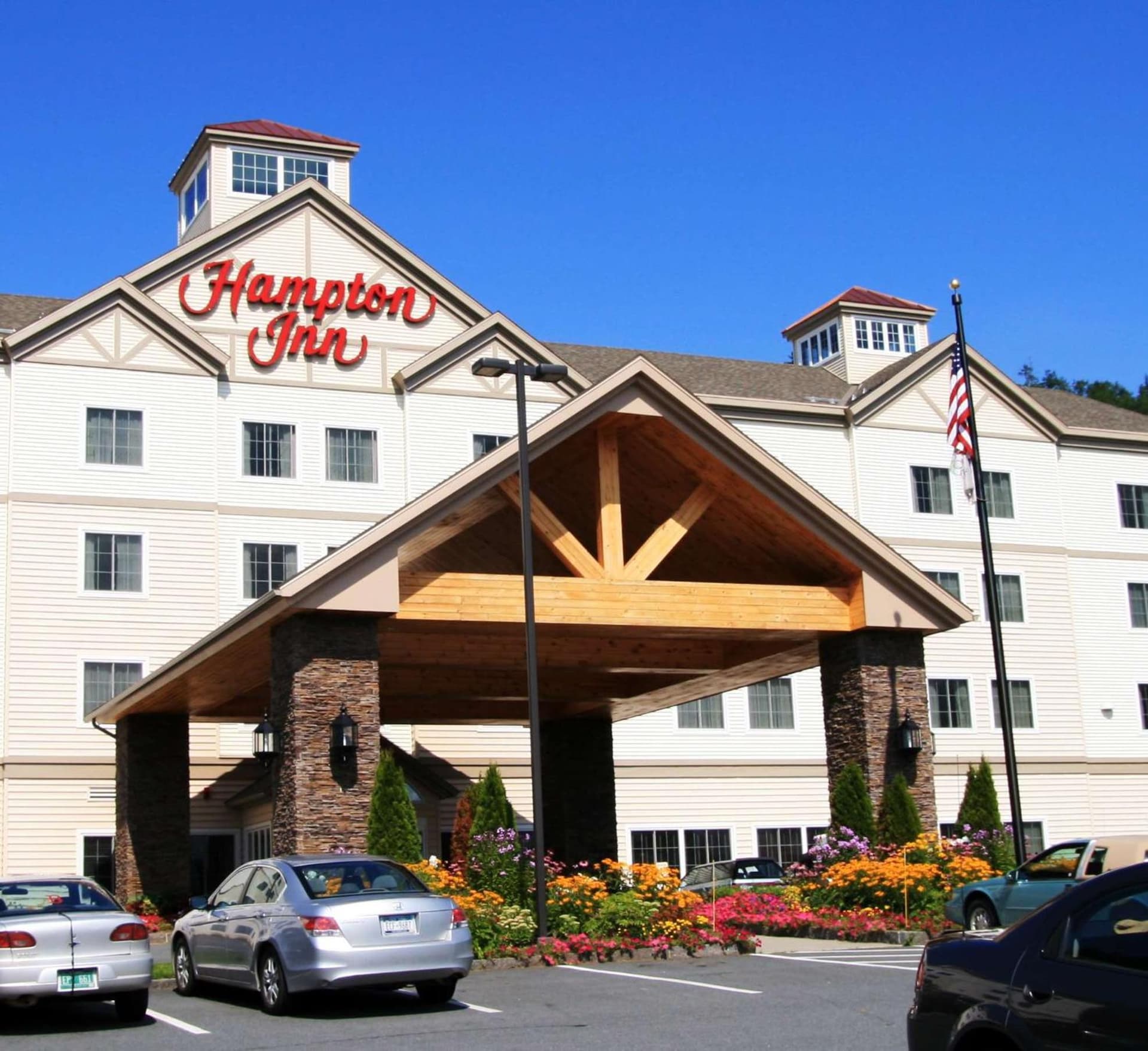 Hampton Inn Littleton interior in Littleton — gallery photo 2
