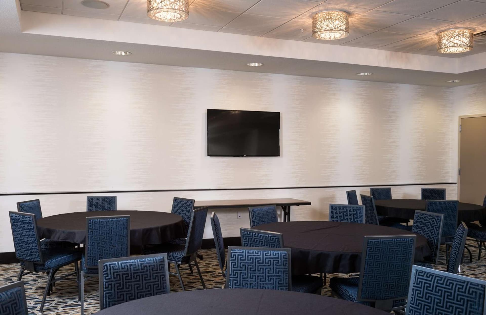 Hampton Inn and Suites La Crosse Downtown gallery photo in La Crosse, WI — image 44