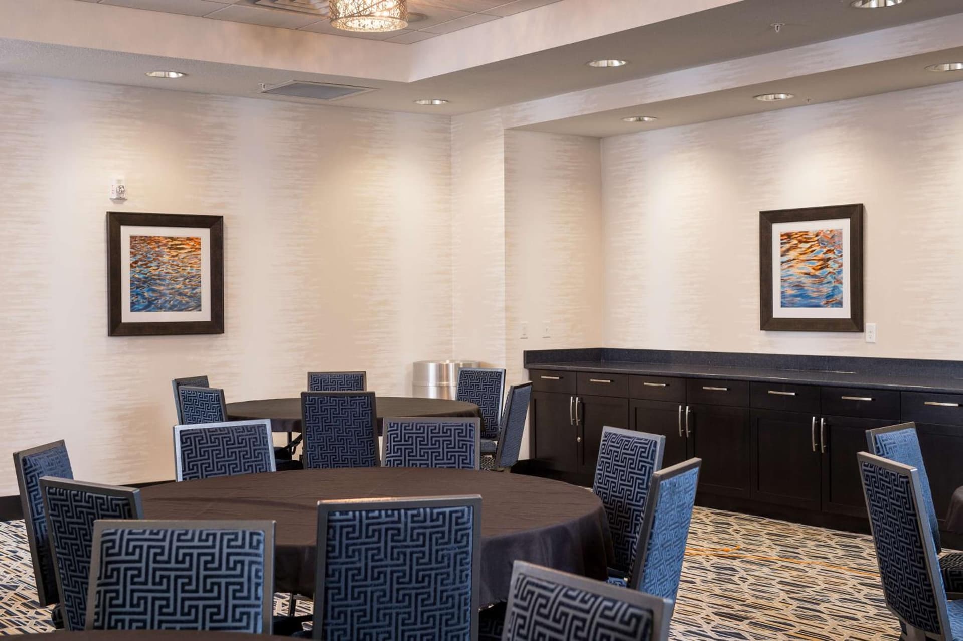 Hampton Inn and Suites La Crosse Downtown gallery photo in La Crosse, WI — image 41