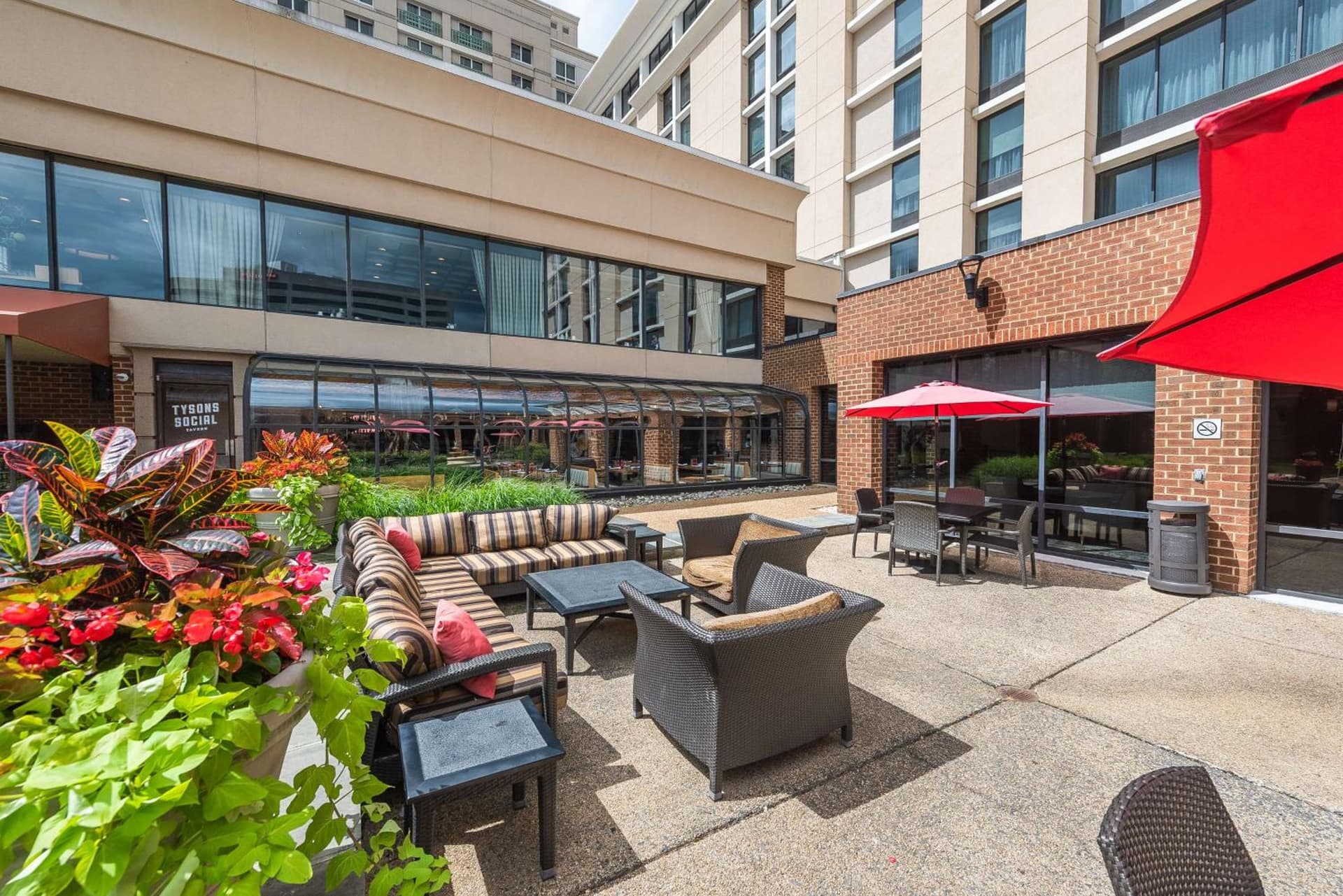 DoubleTree by Hilton McLean Tysons gallery photo in Tysons Corner, VA — image 42
