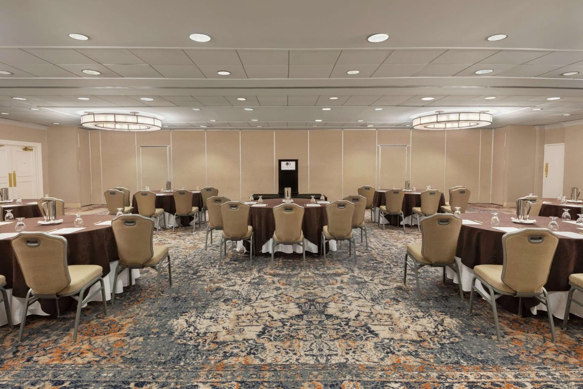 DoubleTree by Hilton McLean Tysons gallery photo in Tysons Corner, VA — image 24