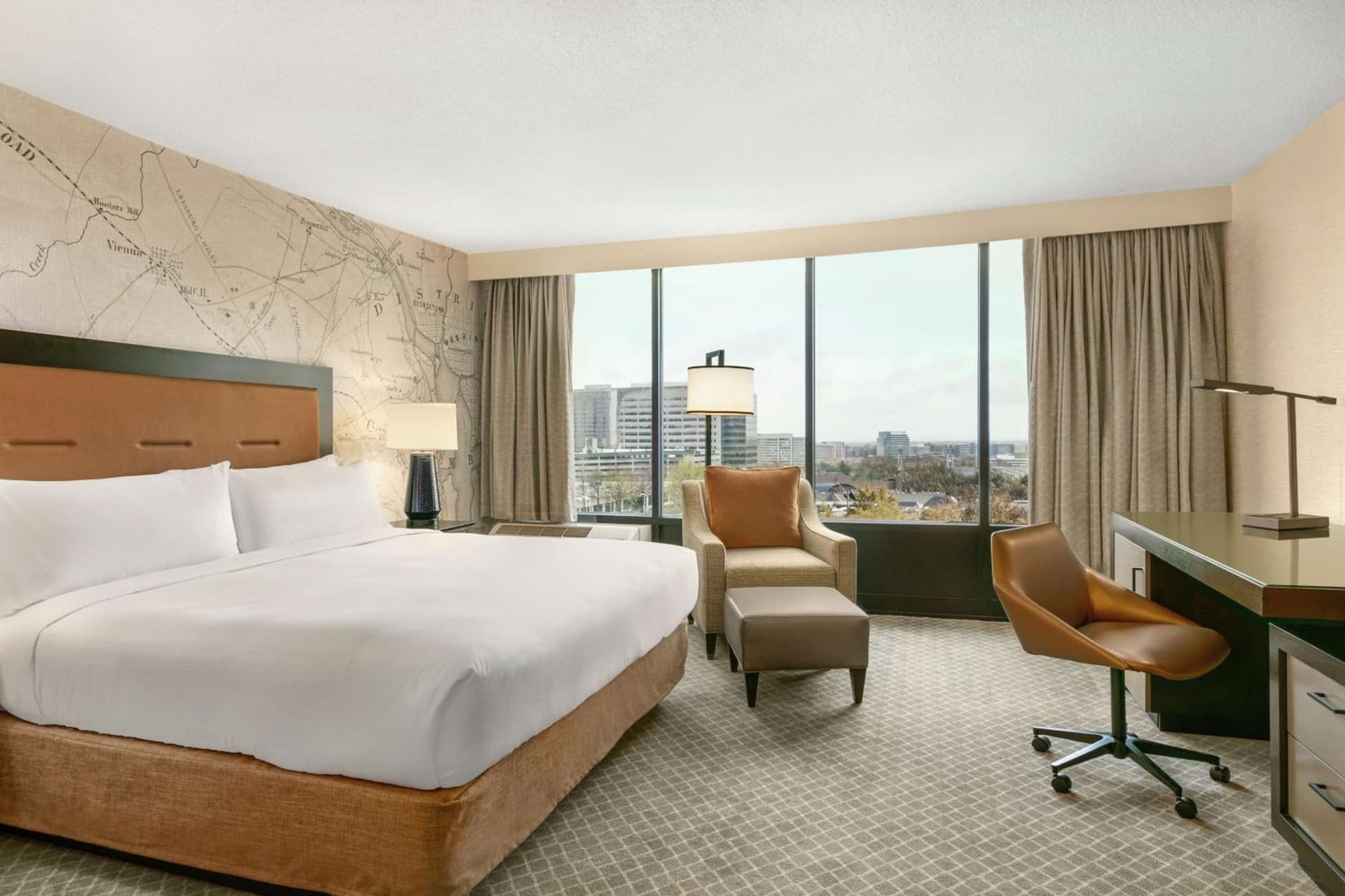 DoubleTree by Hilton McLean Tysons gallery photo in Tysons Corner, VA — image 43