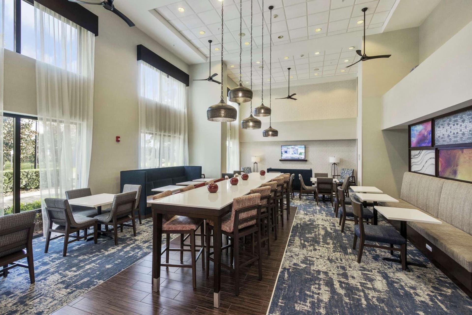 Hampton Inn & Suites Orlando-Apopka gallery photo in Orlando, FL — image 82
