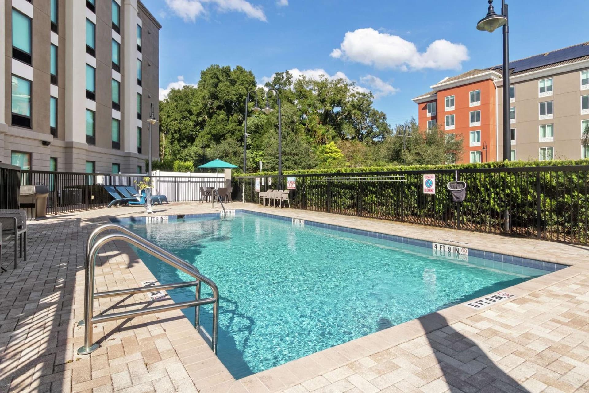 Hampton Inn & Suites Orlando-Apopka gallery photo in Orlando, FL — image 4