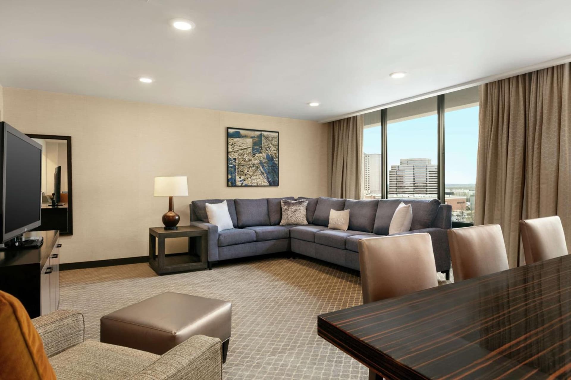 DoubleTree by Hilton McLean Tysons gallery photo in Tysons Corner, VA — image 8
