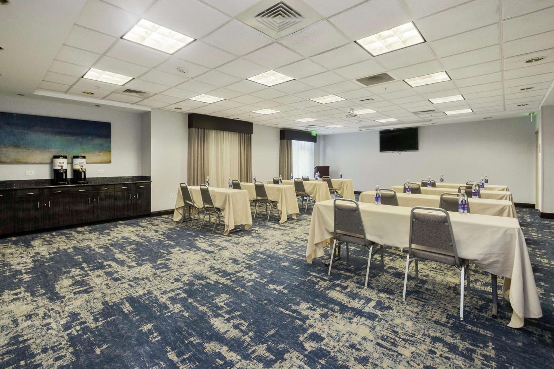 Hampton Inn & Suites Orlando-Apopka gallery photo in Orlando, FL — image 83