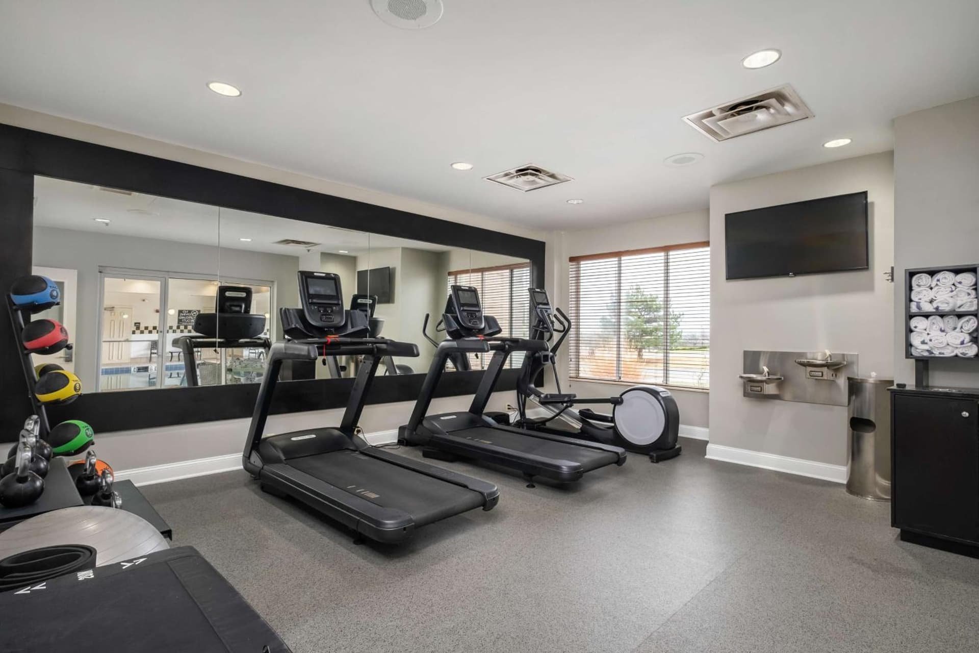 Hilton Garden Inn Overland Park gallery photo in Overland Park, KS — image 7