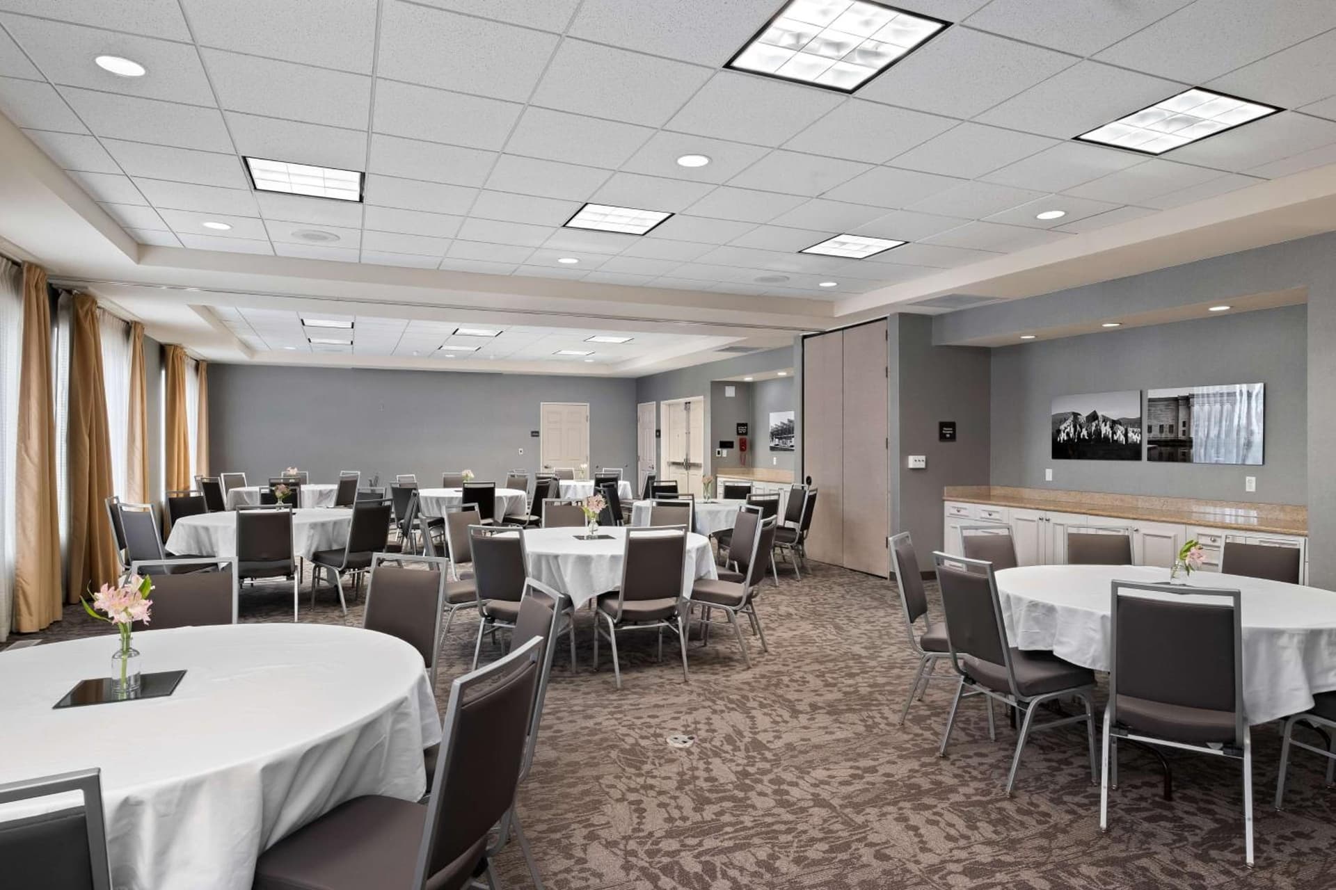 Hilton Garden Inn Overland Park gallery photo in Overland Park, KS — image 20