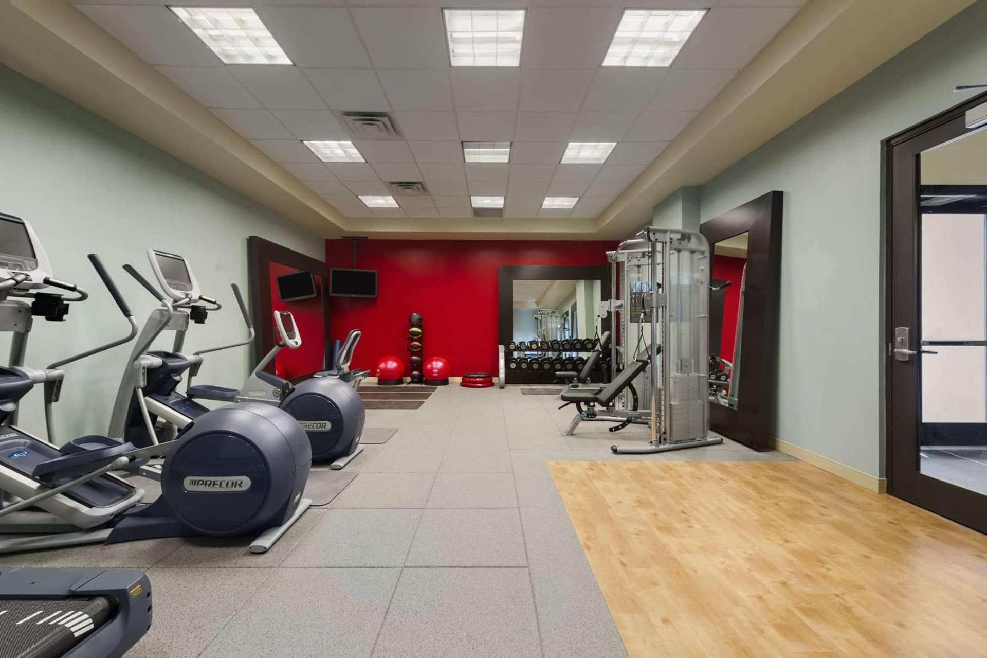 Embassy Suites by Hilton Orlando Lake Buena Vista South gallery photo in Kissimmee, FL — image 113