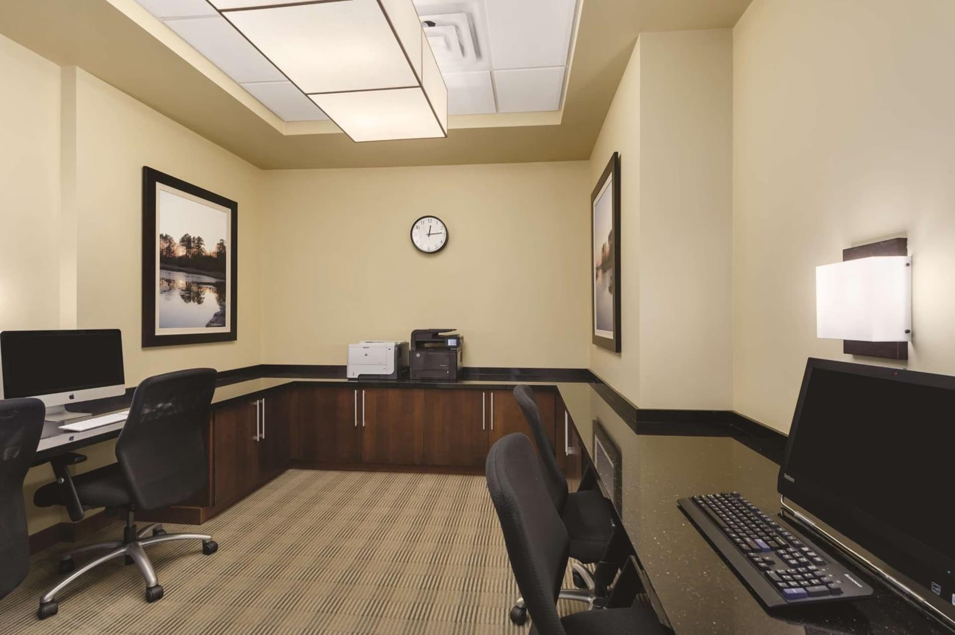 Embassy Suites by Hilton Orlando Lake Buena Vista South gallery photo in Kissimmee, FL — image 99
