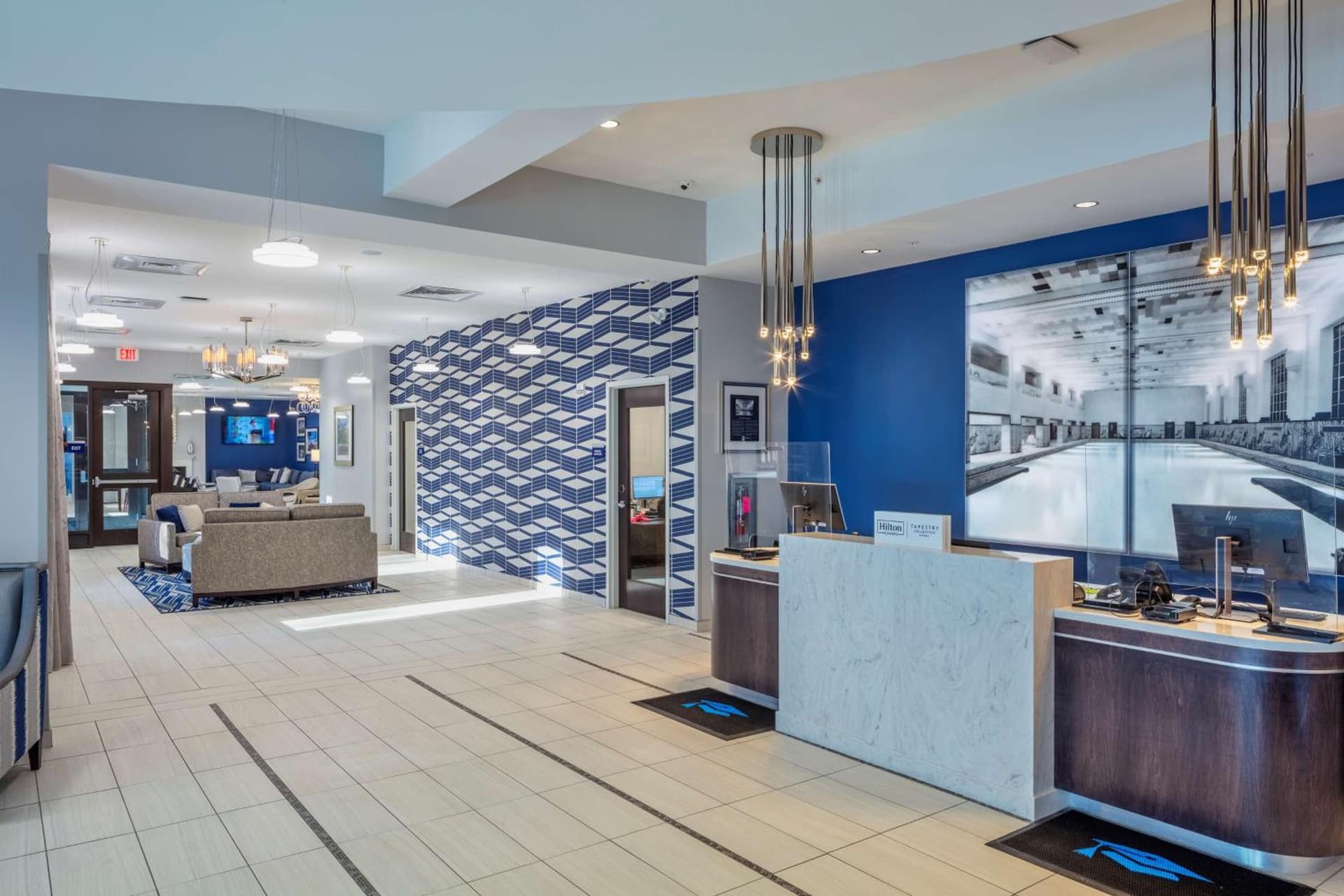Scholar State College, Tapestry Collection by Hilton interior in State College, PA — gallery photo 2