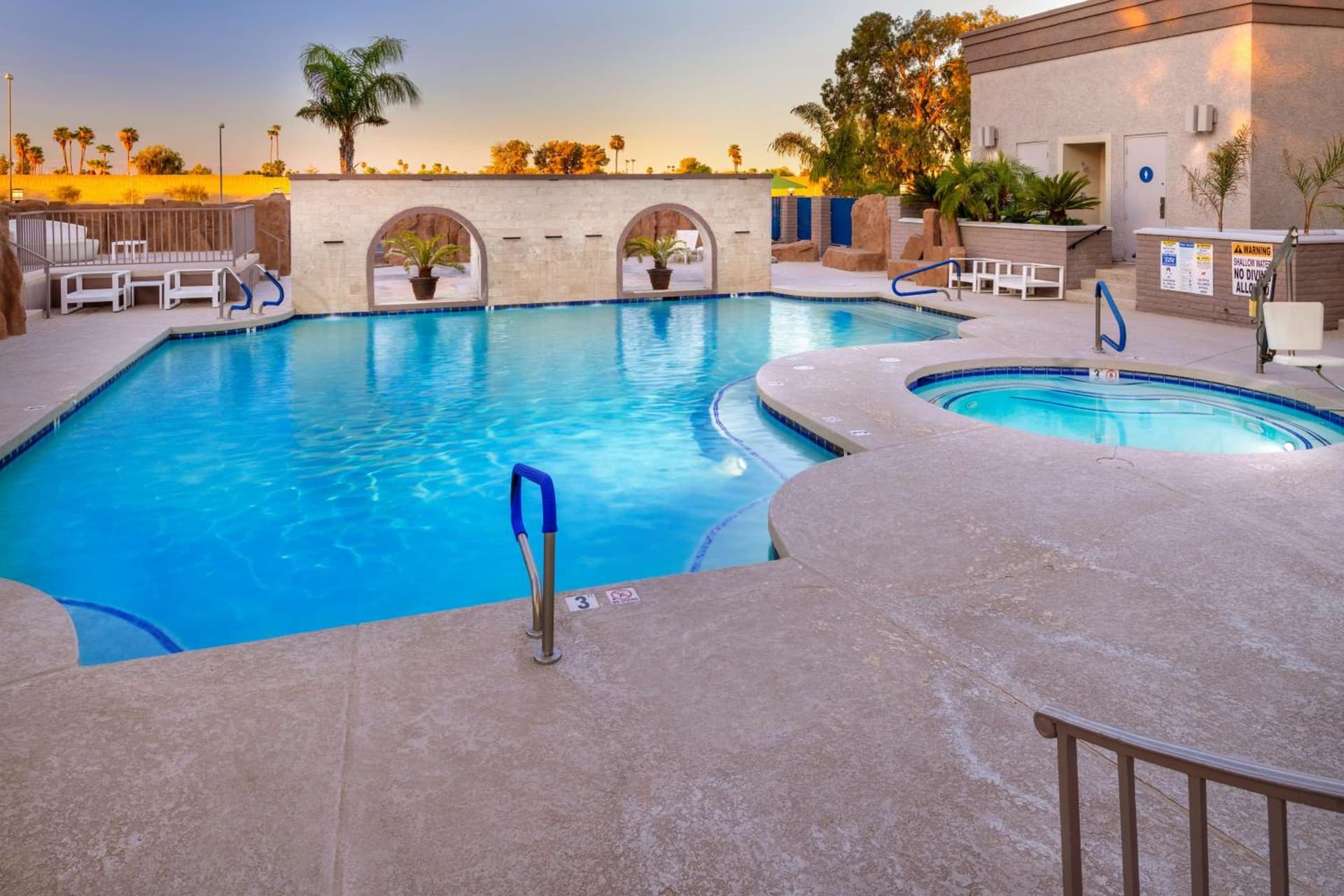 Doubletree by Hilton Phoenix Mesa gallery photo in Mesa, AZ — image 63